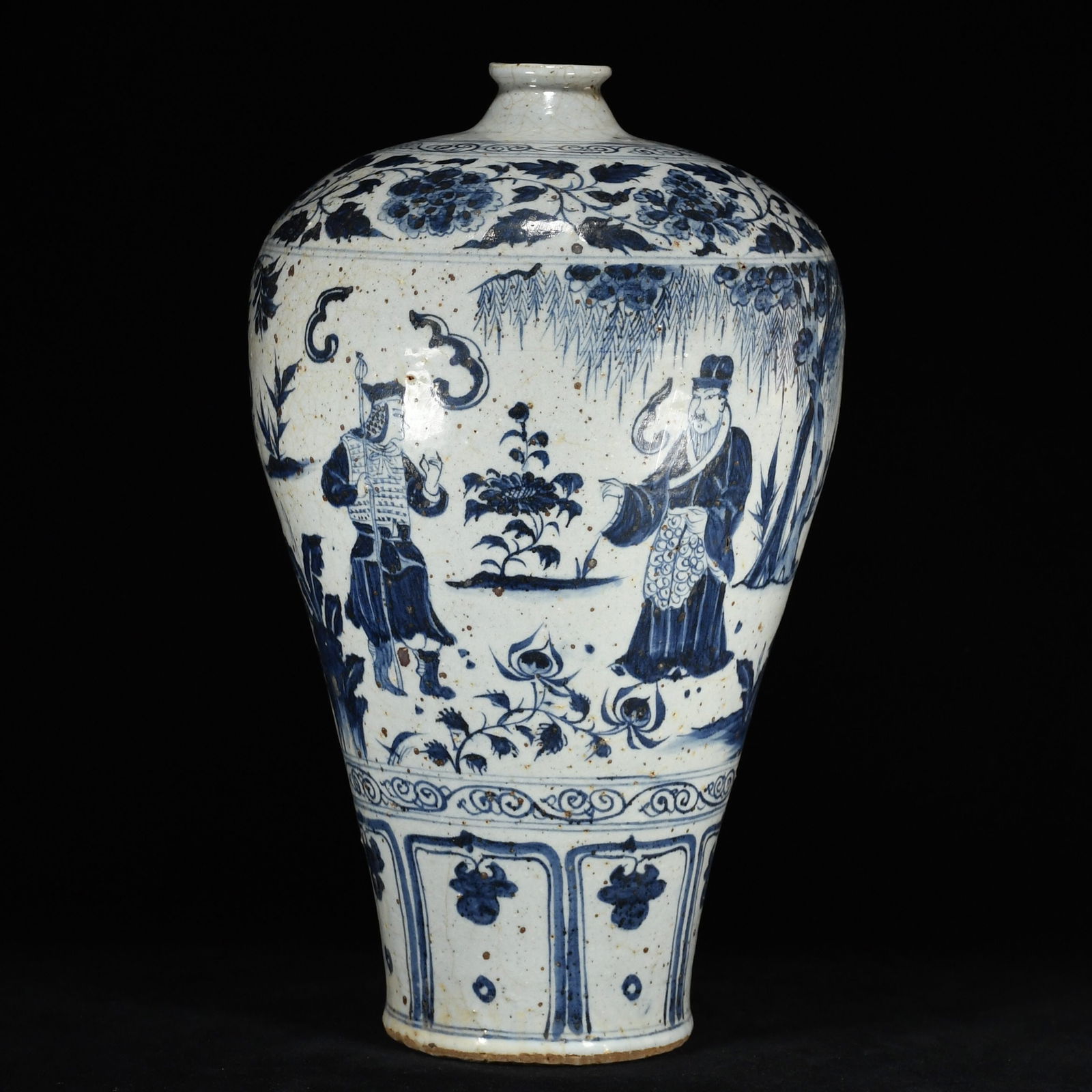 A Huge Blue and White Figure Pattern Vase: A Huge Blue and White Figure Pattern Vase,Yuan Dynasty, China,Size:17.7inx10.6in 青花人物纹瓶,中国元代