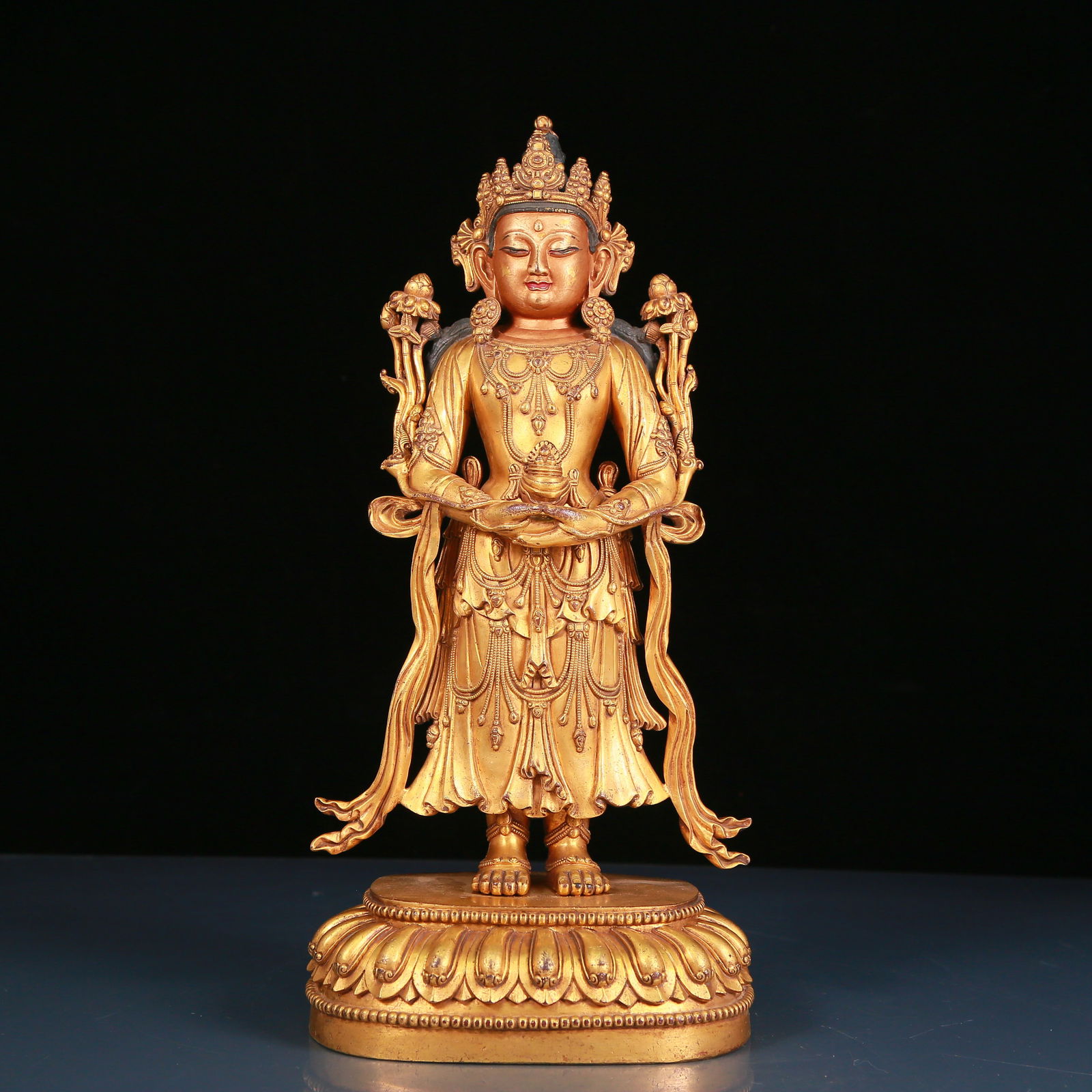 A Brilliant Gilt-Bronze Figure Of Amitayus (1 of 5)
