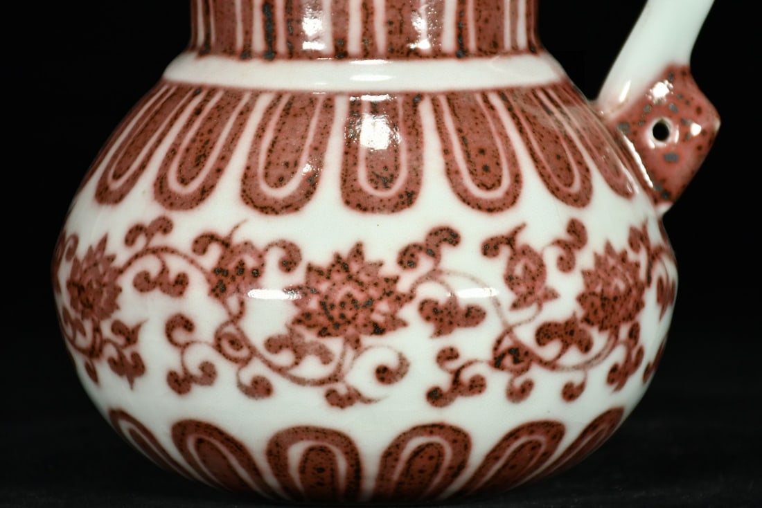 An Exquisite Underglaze-Red Lotus PatternPot - 5