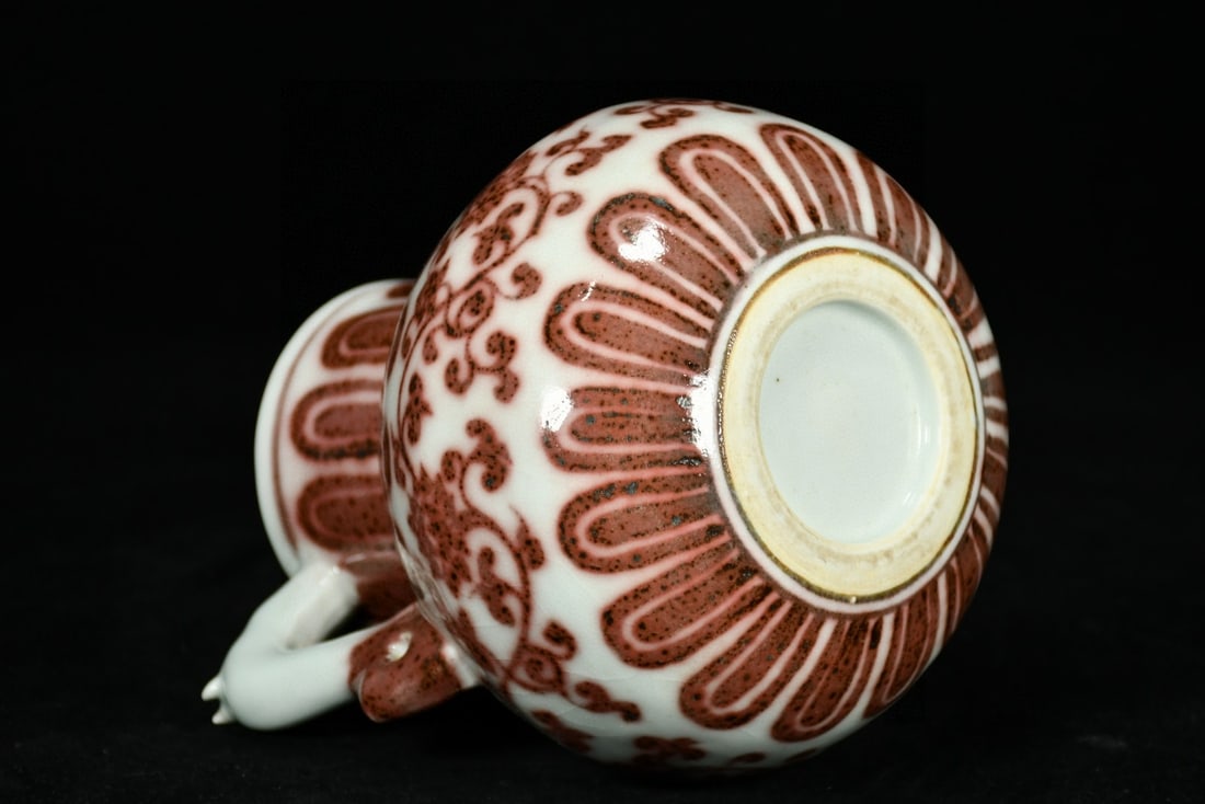 An Exquisite Underglaze-Red Lotus PatternPot - 8