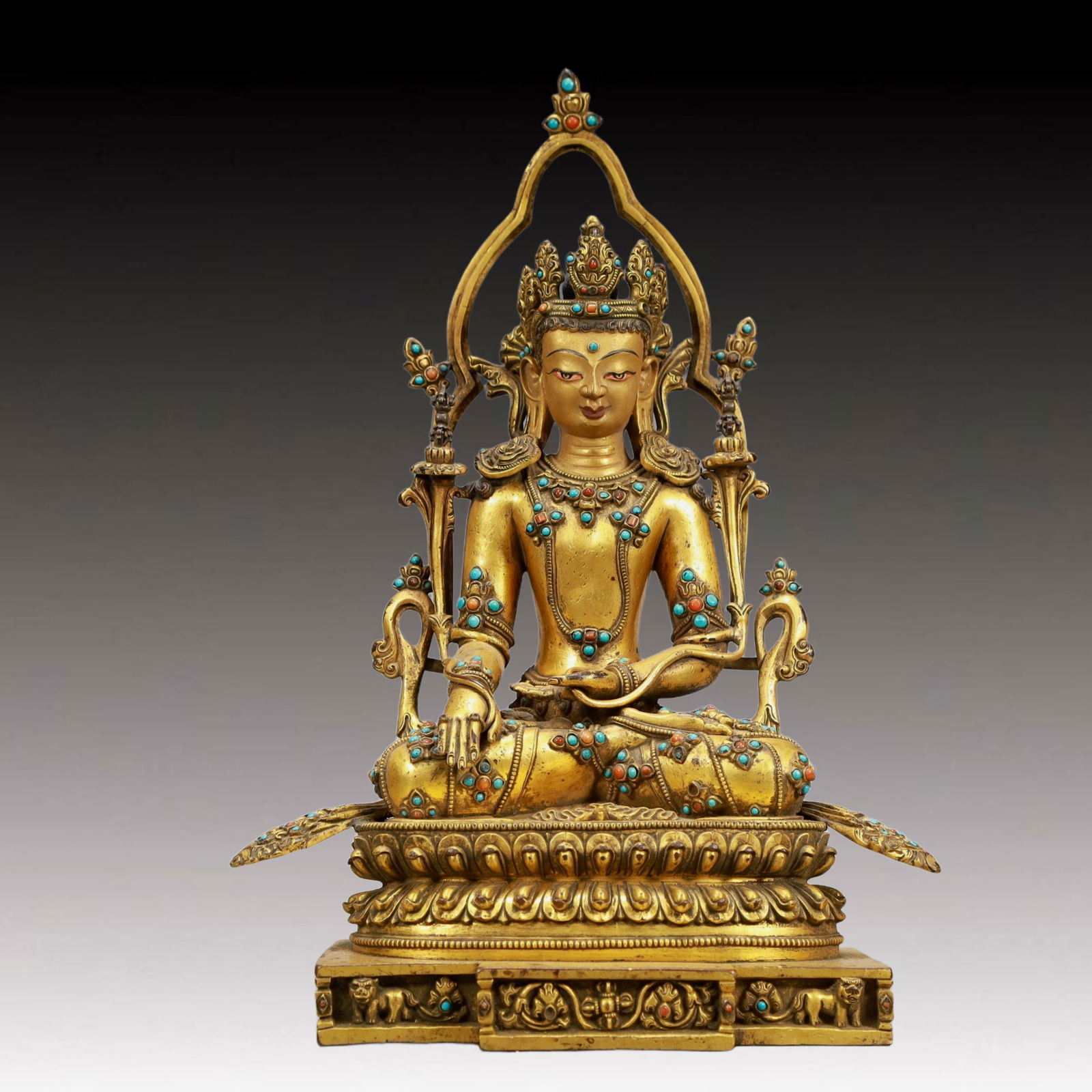 A Solemn Gilt Bronze Statue of Sakyamuni,Inlaid Turquoise: A Solemn Gilt Bronze Statue of Sakyamuni,Inlaid Turquoise,Ming Dynasty, China,Size:8.3inx4.7inx11.8in,Weight:3200g 铜鎏金释迦摩尼像,嵌绿