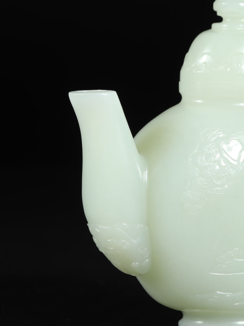 An Exquisite White Jade Pine and Crane Pattern Ewer - 7