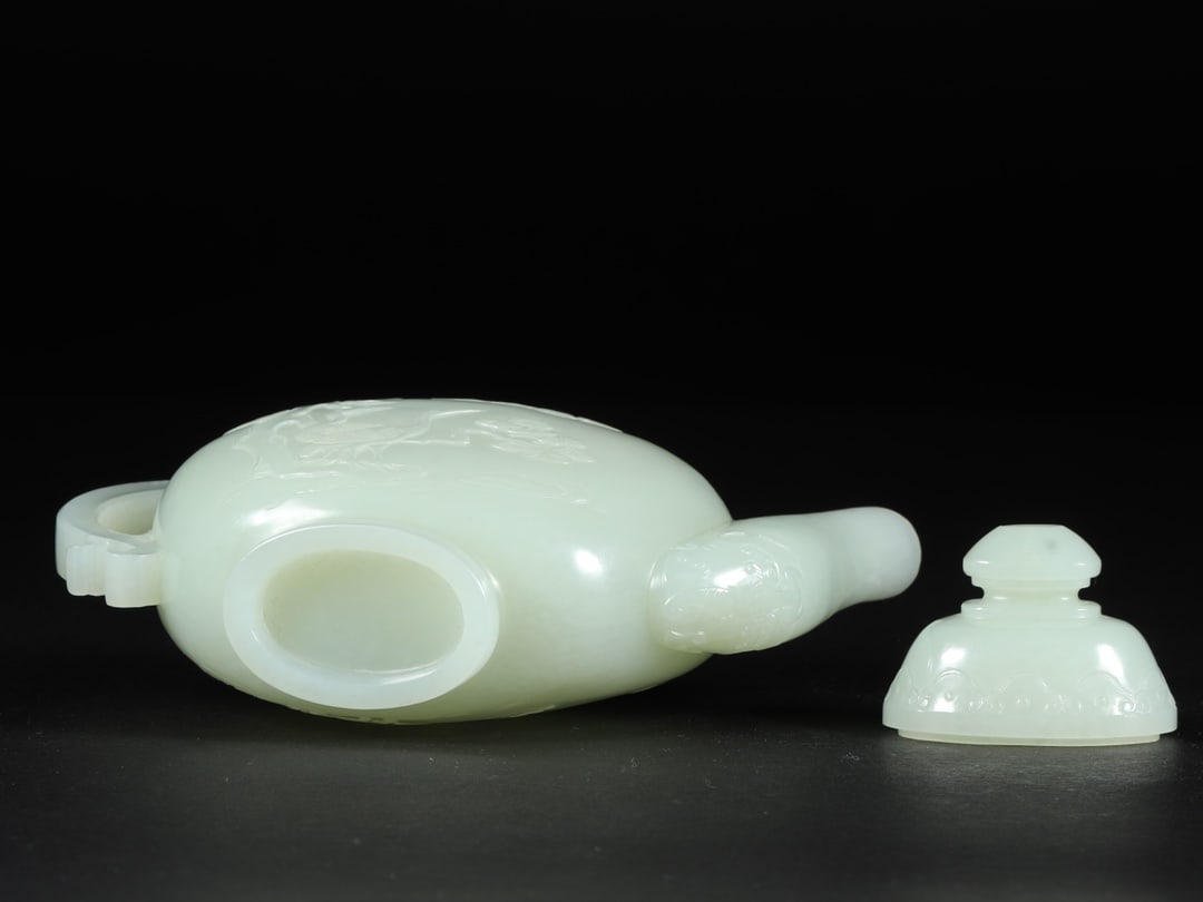 An Exquisite White Jade Pine and Crane Pattern Ewer - 9