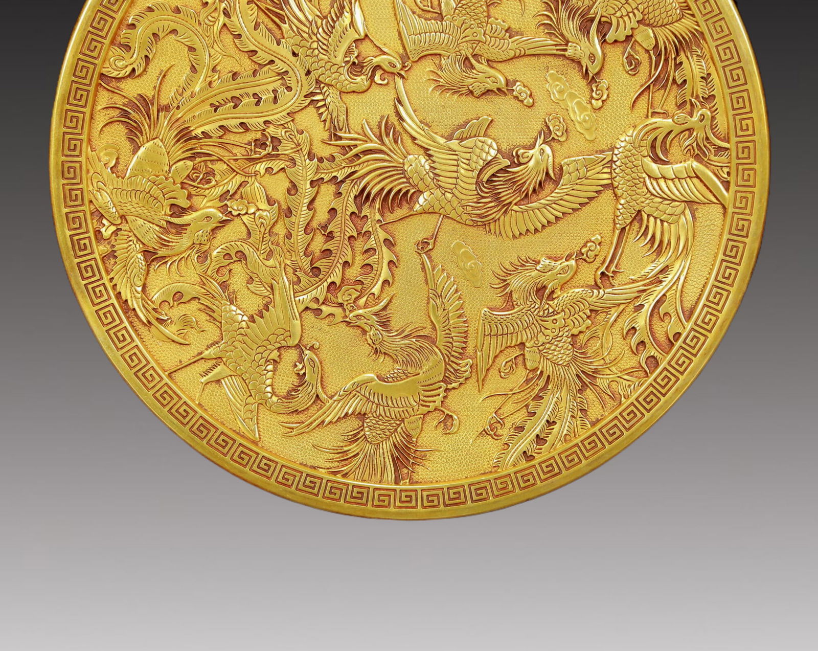 A Solemn Gilt Bronze Phoenix Pattern Dish - 3
