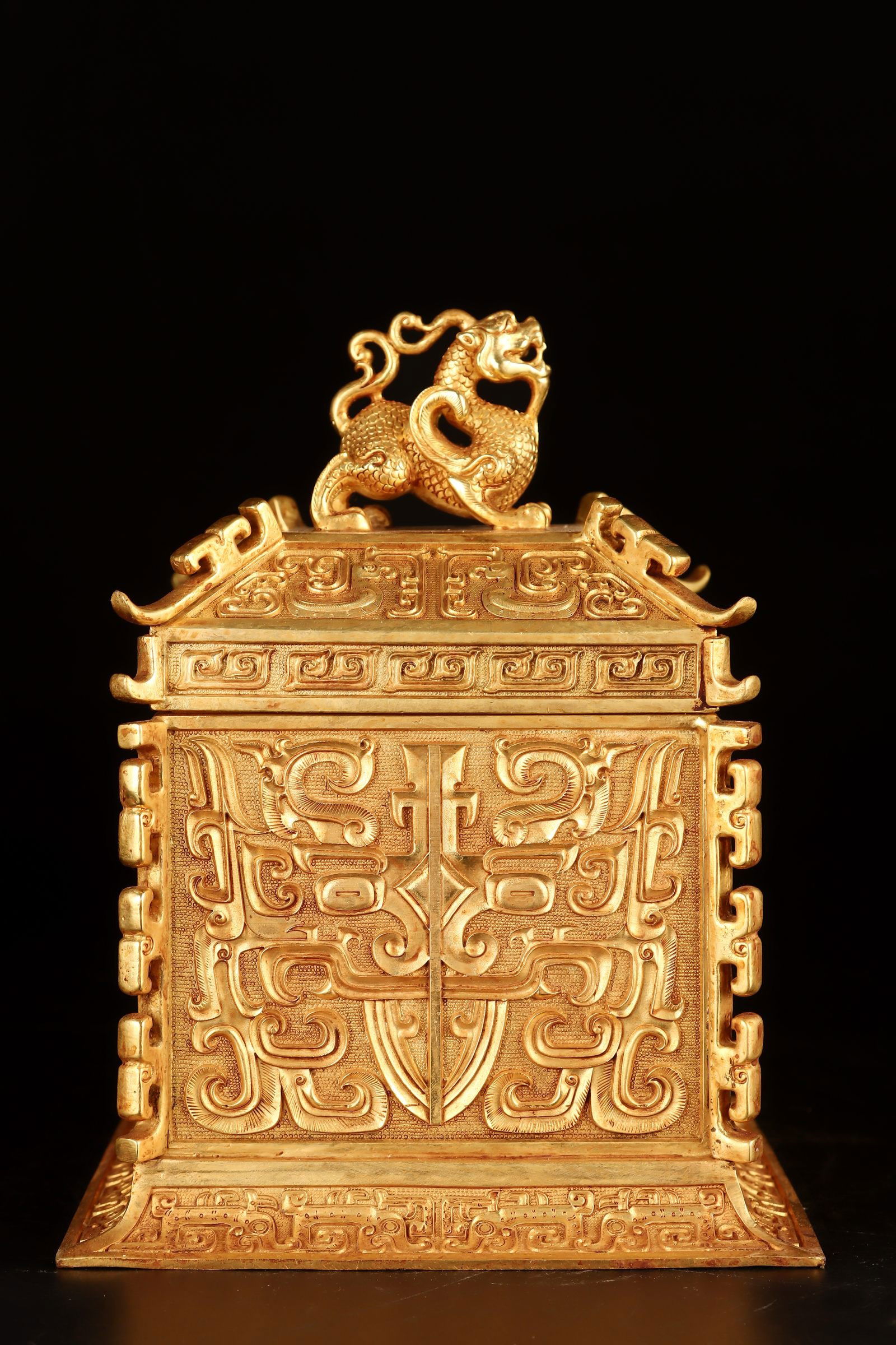A Rare Gilt Bronze Beast-Face Pattern Seal,With Poem: A Rare Gilt Bronze Beast-Face Pattern Seal,With Poem,Qing Dynasty, China,Size:7.9inx6in 3.1inx5.1in weight:8650 铜鎏金兽面纹印章,带诗文