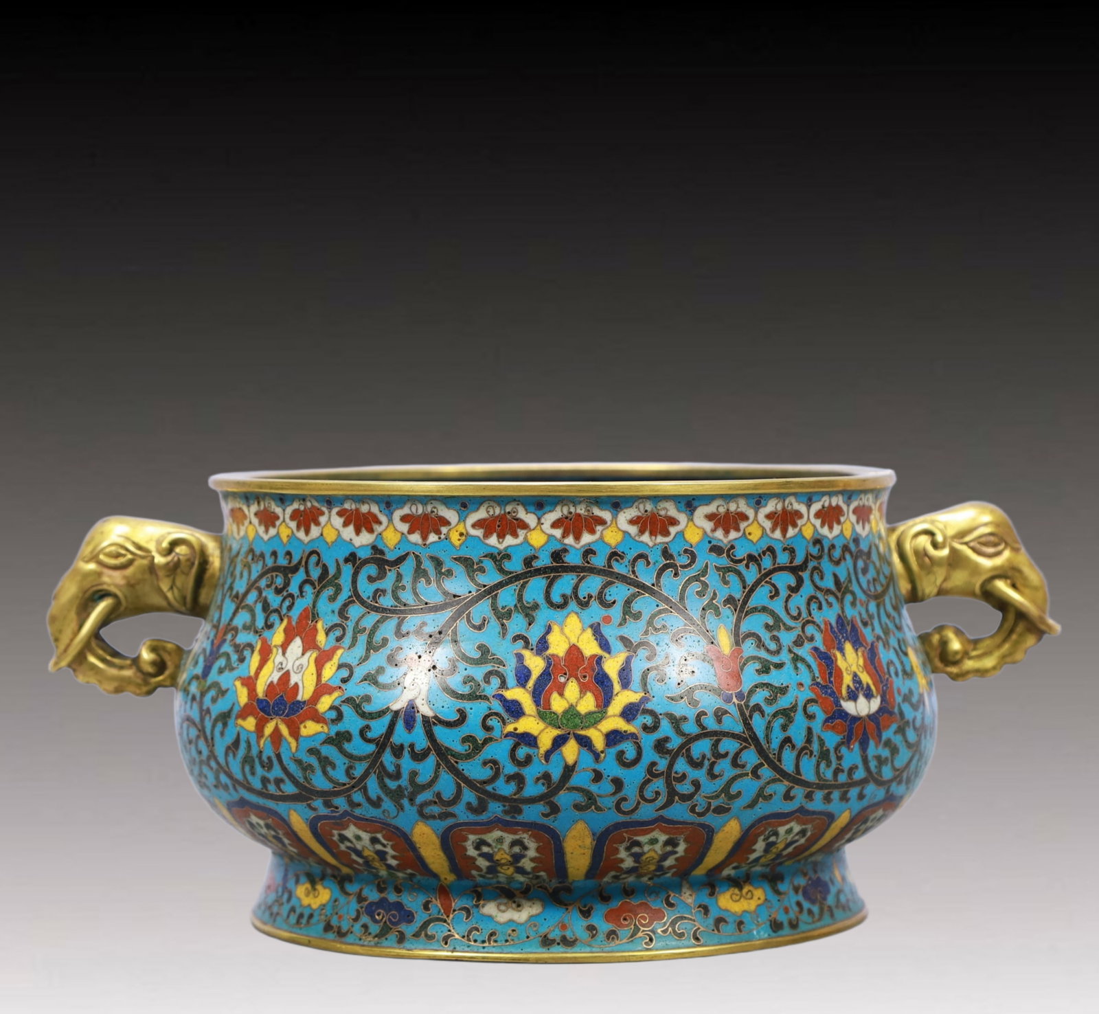 An Exquisite Cloisonne Lotus Pattern Elephant-Ears Censer: An Exquisite Cloisonne Lotus Pattern Elephant-Ears Censer,Ming Dynasty, China,Xuande Four-character Mark,Size:10.2inx7.1inx4.5in,Weight:1450g 景泰蓝缠枝莲纹&#