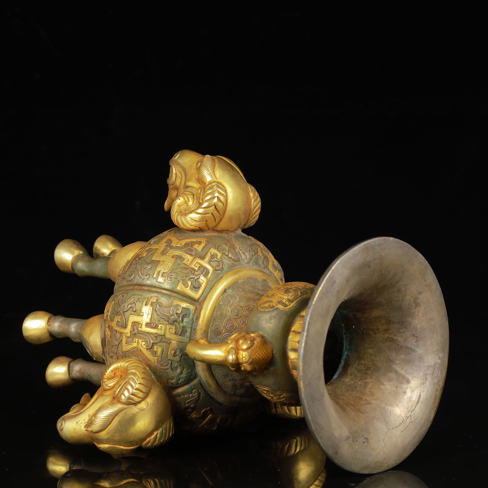 An Exquisite Gilt Silver Beast-Ears Sheep Cup - 12