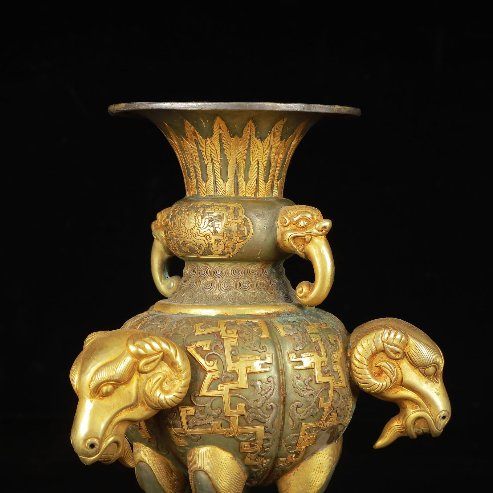 An Exquisite Gilt Silver Beast-Ears Sheep Cup - 6