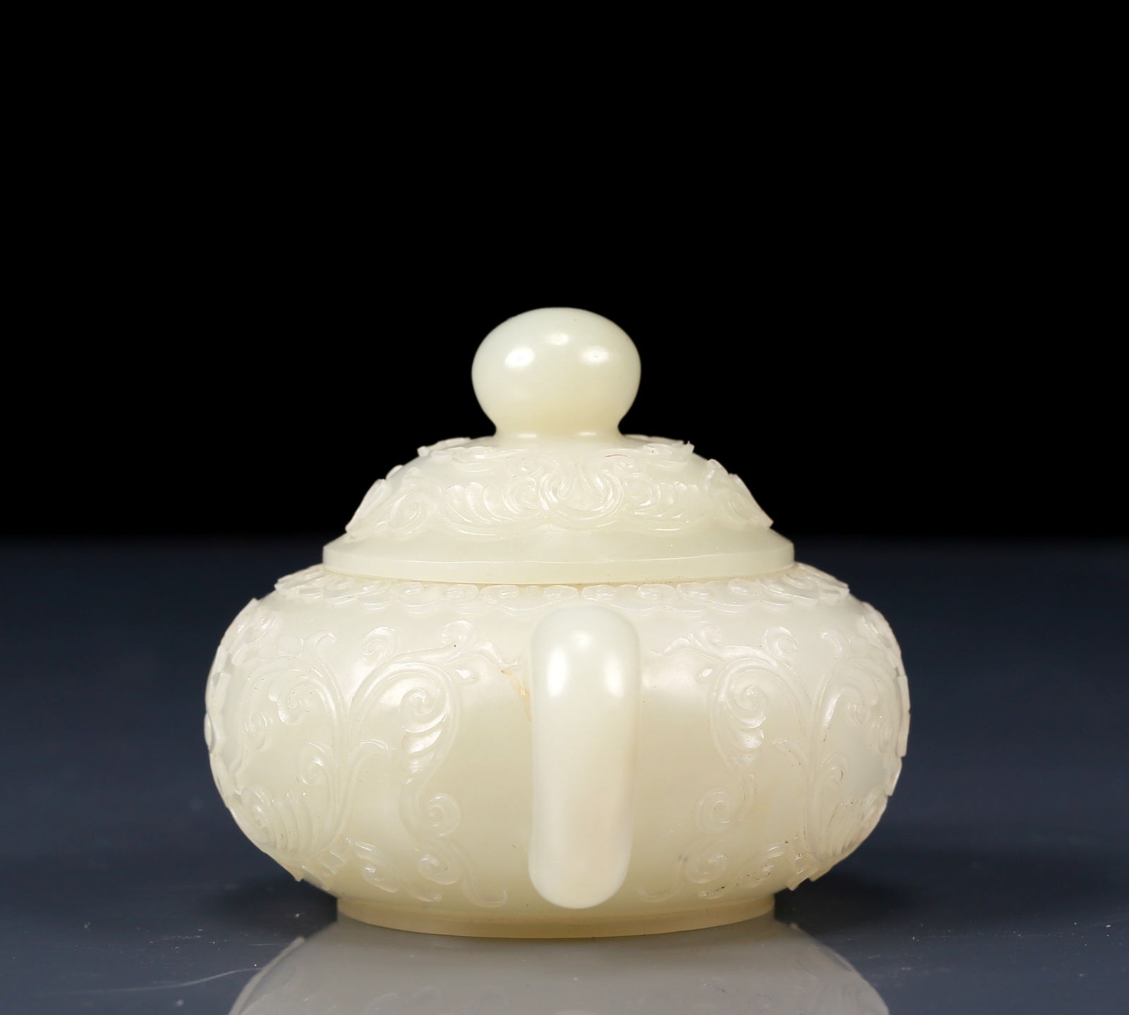 An Exquisite White Jade Lotus Pattern Teapot - 7