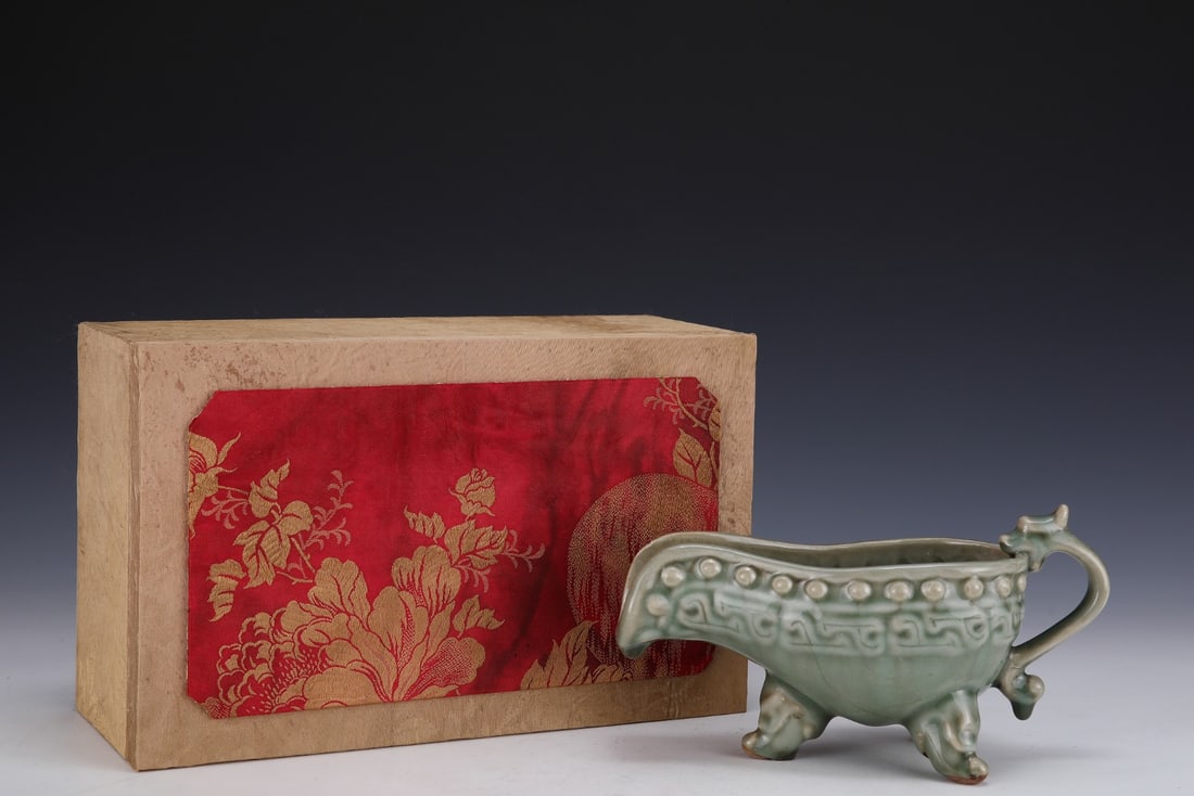 An Exquisite Longquan yao Tripod Goblet (1 of 8)