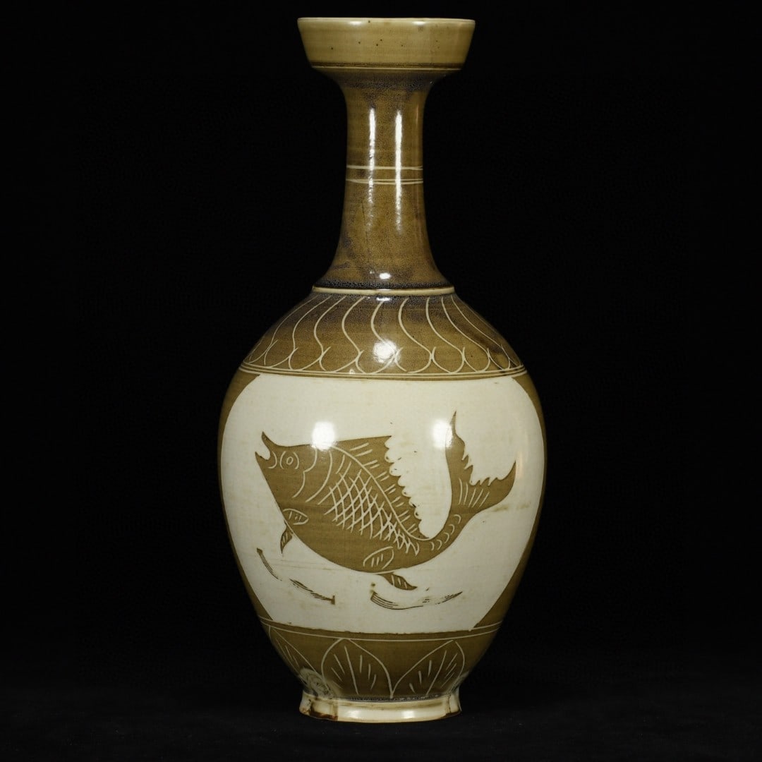 An Exquisite Ding yao Fish Pattern Vase: An Exquisite Ding yao Fish Pattern Vase,Song Dynasty, China,Size:11inx5.9in 定窑鱼纹瓶,中国宋代