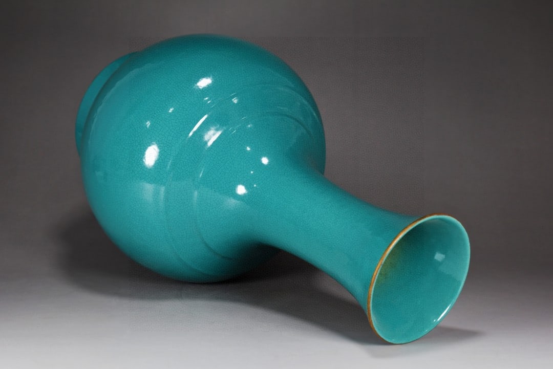 A Rare Turquoise Glazed Painted Gold Vase - 6
