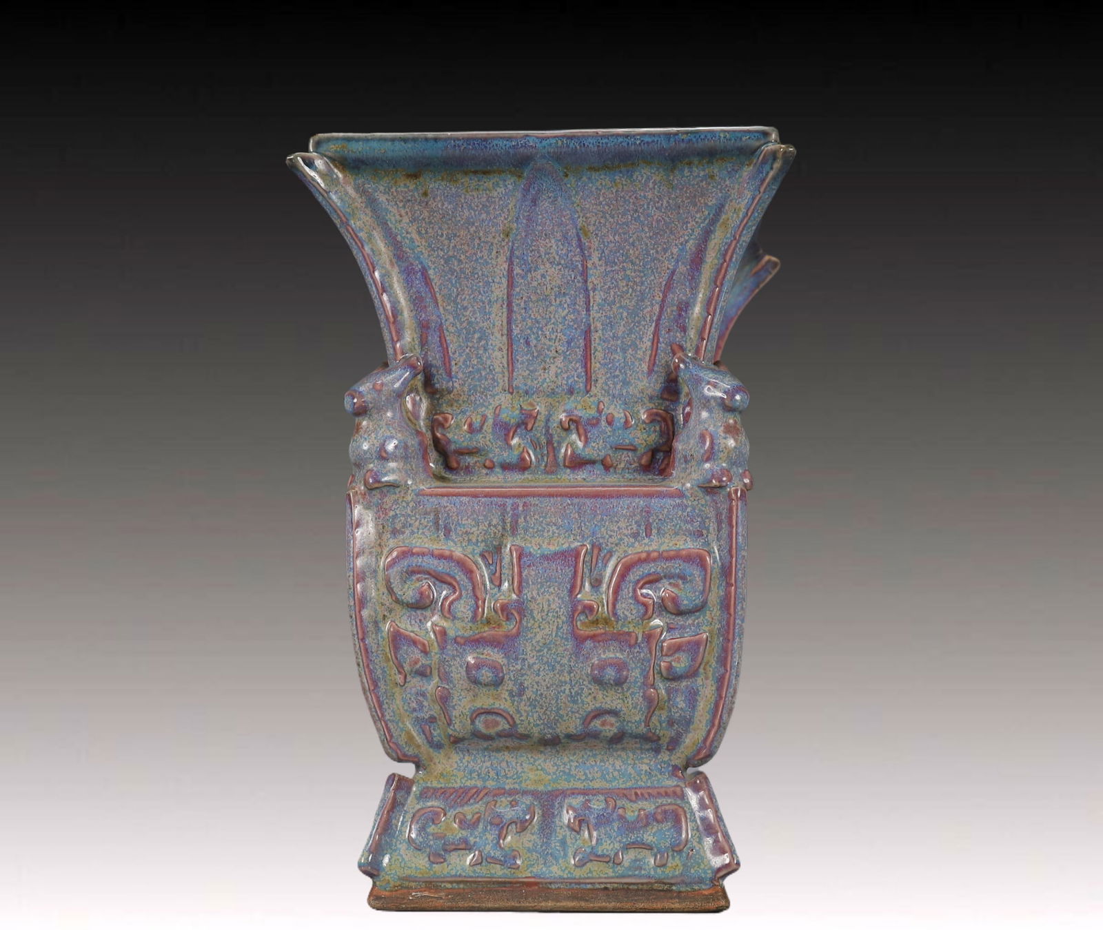 An Exquisite Jun yao Beast-Face Pattern Vase - 5