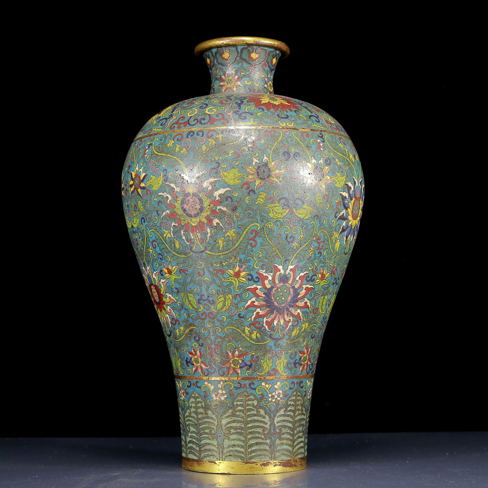 A Rare Cloisonne Flower Pattern Vase (1 of 10)