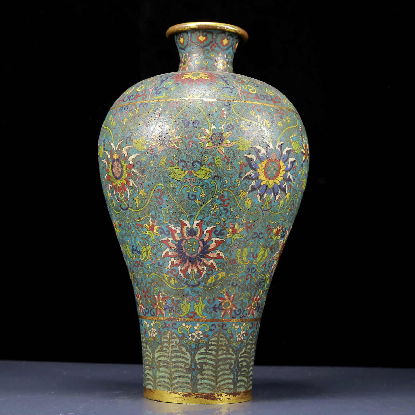 A Rare Cloisonne Flower Pattern Vase - 5