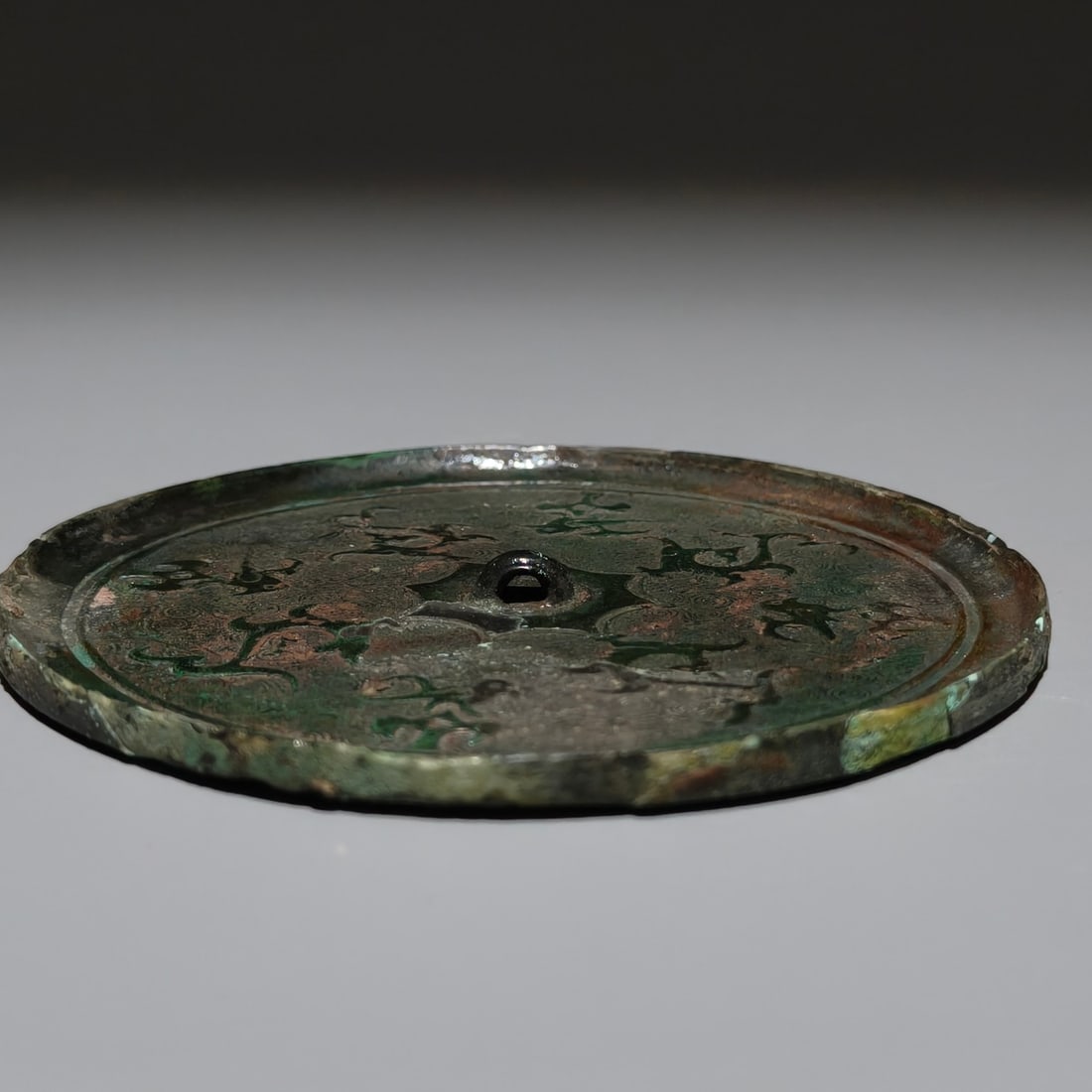 An Archaic Bronze Bird Pattern Round Mirror - 6