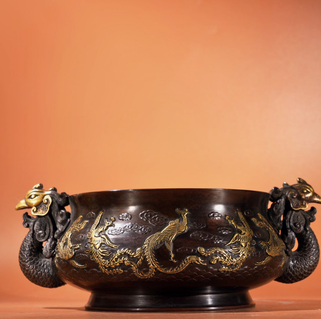 An Exquisite Gilt Bronze Auspicious Cloud and Dragon Pattern Phoenix-Ears Censer: An Exquisite Gilt Bronze Auspicious Cloud and Dragon Pattern Phoenix-Ears Censer,Ming Dynasty, China,Xuande Mark,Size:3.3inx6.6in,Weight:3780g 