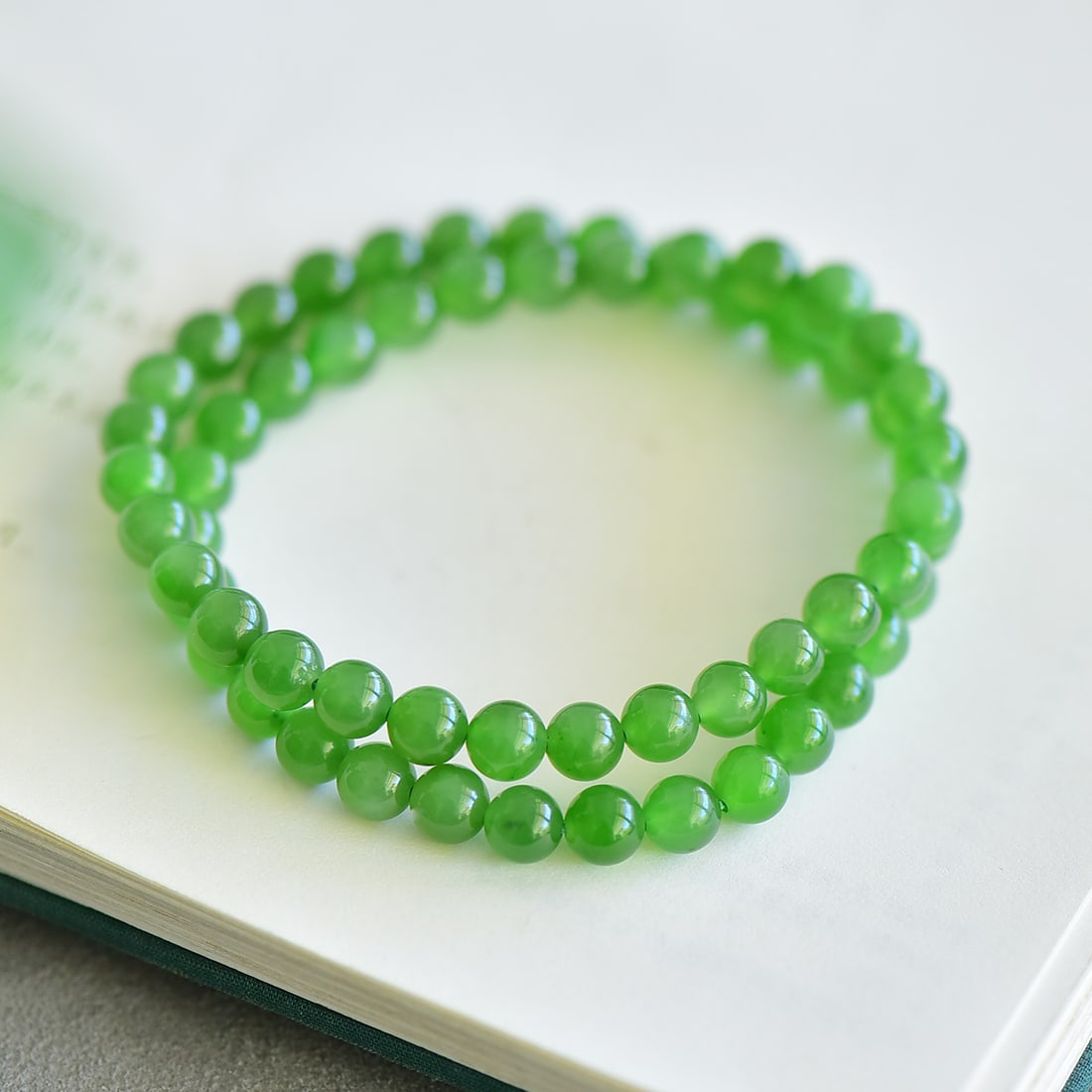 An Exquisite Jasper Bracelets - 3