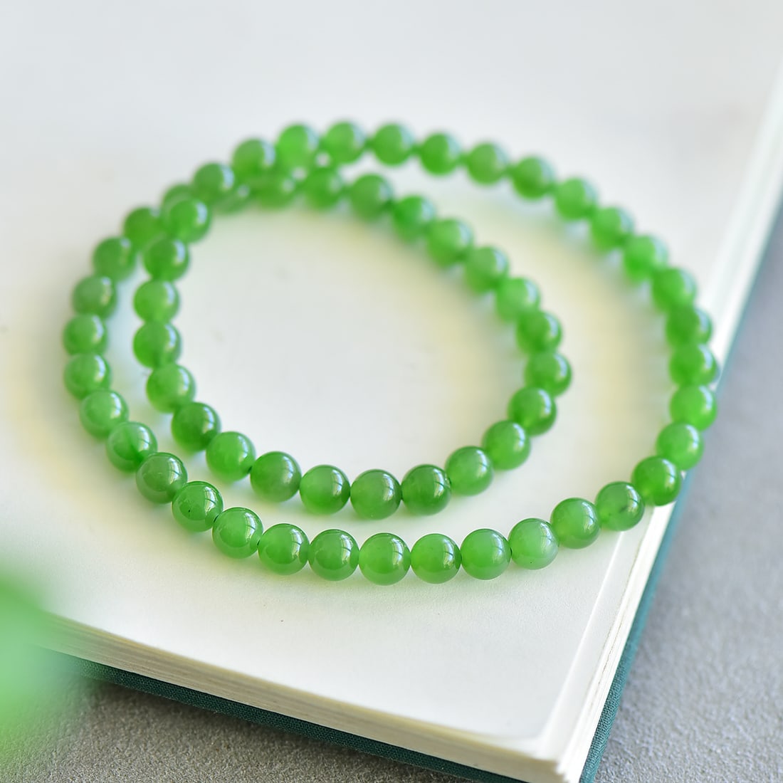 An Exquisite Jasper Bracelets - 4