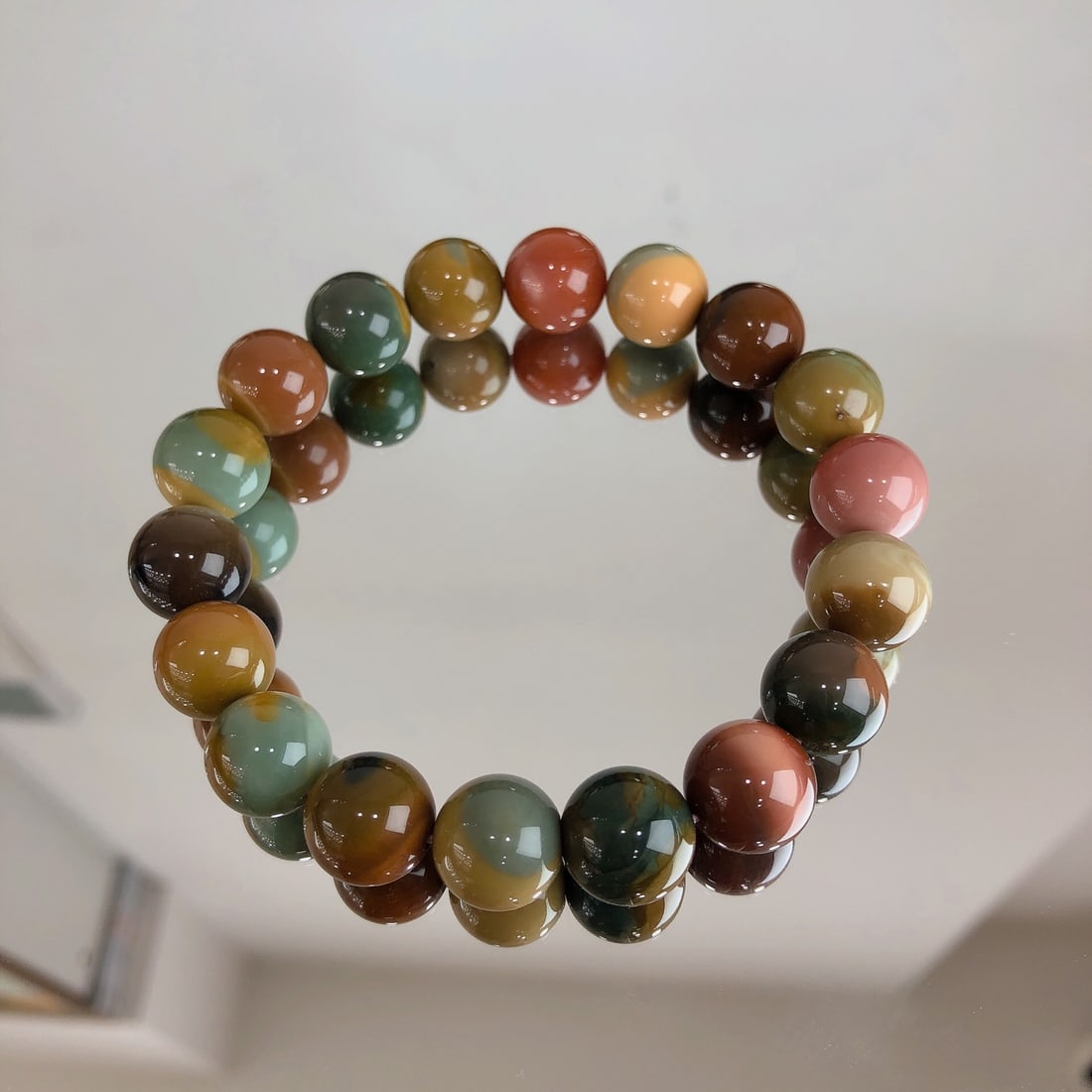 An Exquisite Agate Bracelets - 10