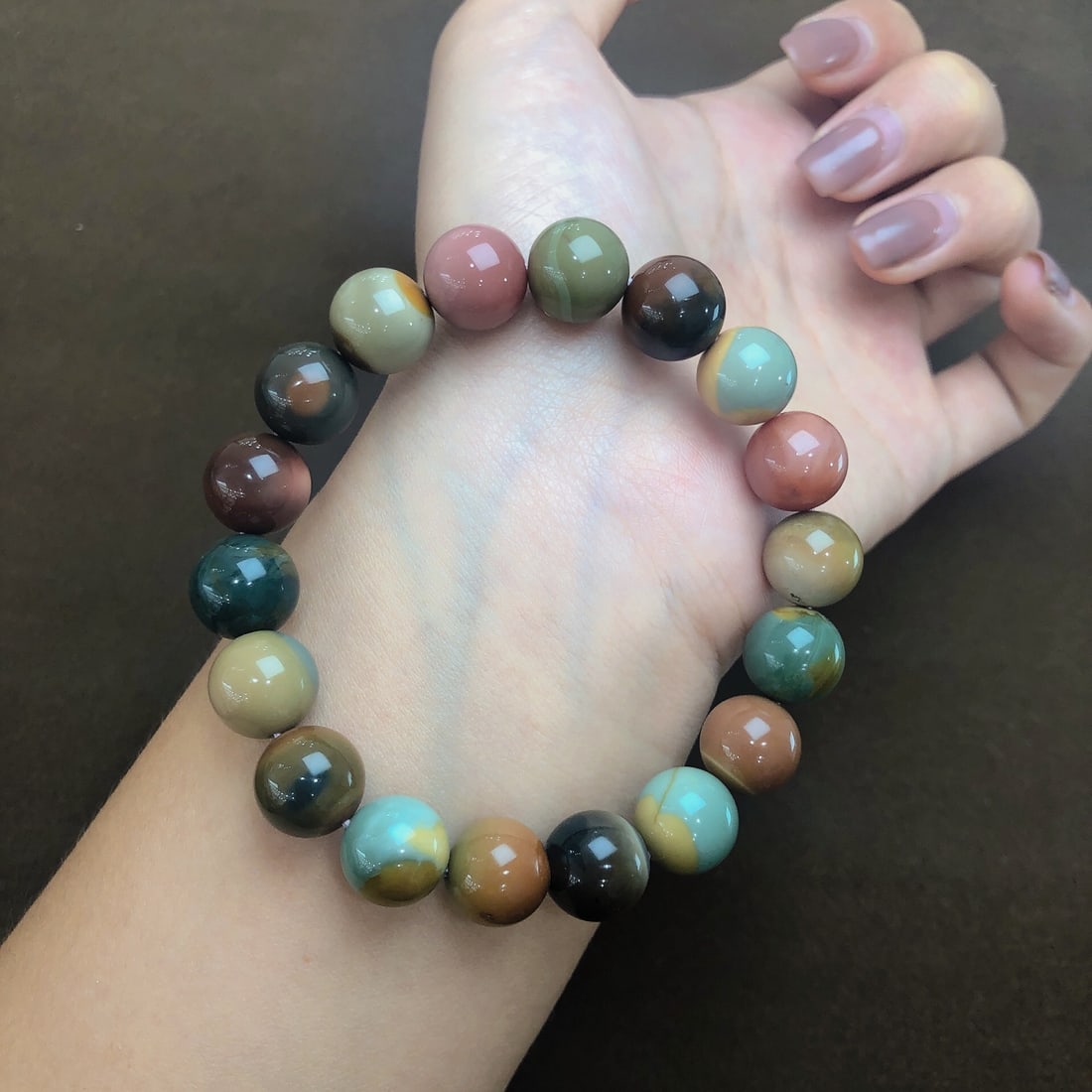 An Exquisite Agate Bracelets - 2