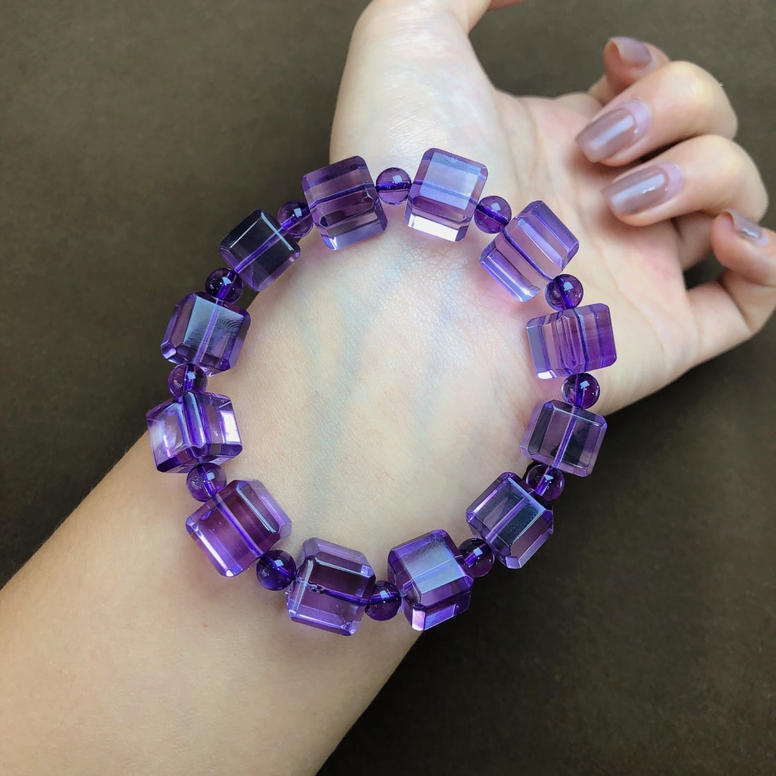 An Exquisite Crystal Bracelets - 2