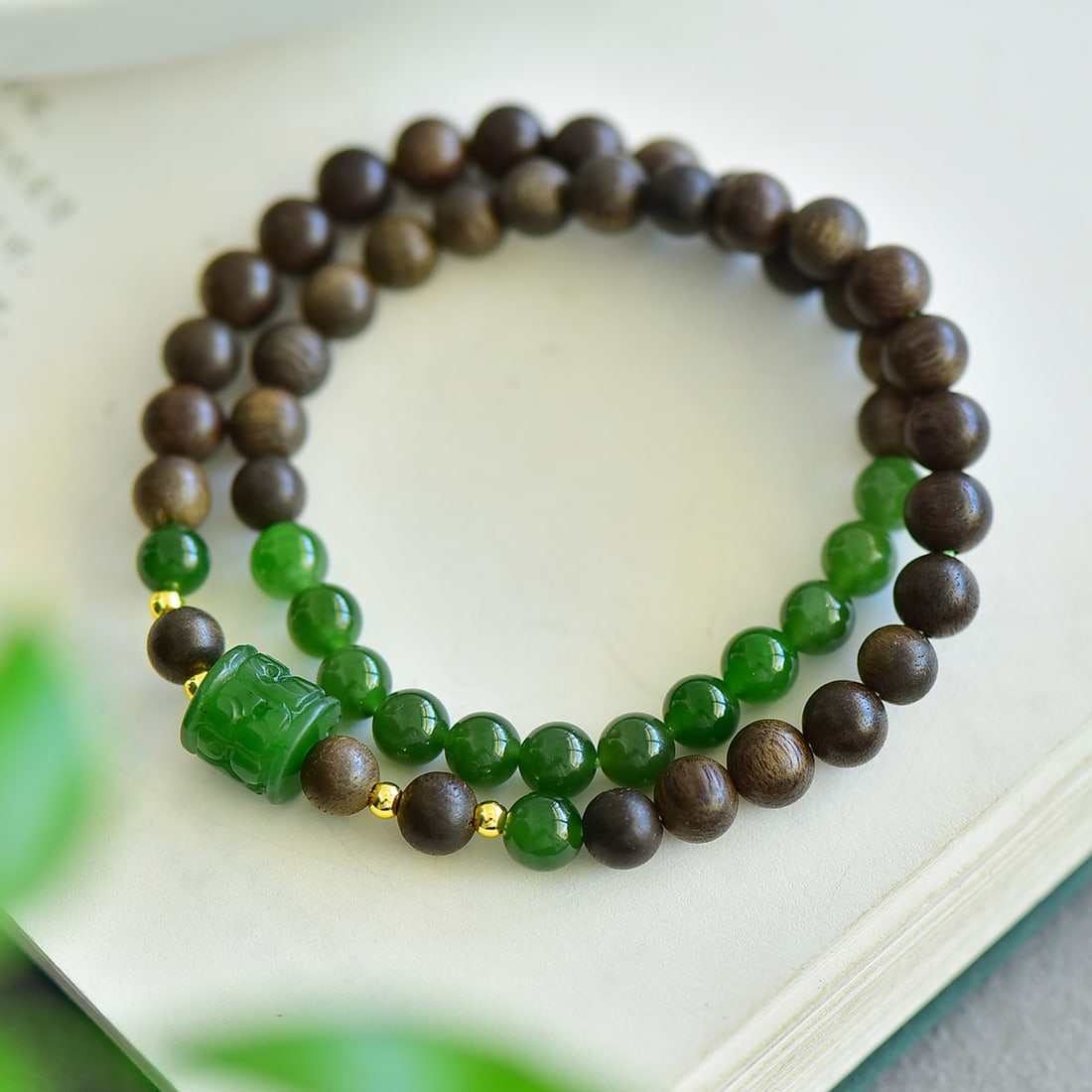 An Exquisite Jasper Eaglewood Bracelets - 2