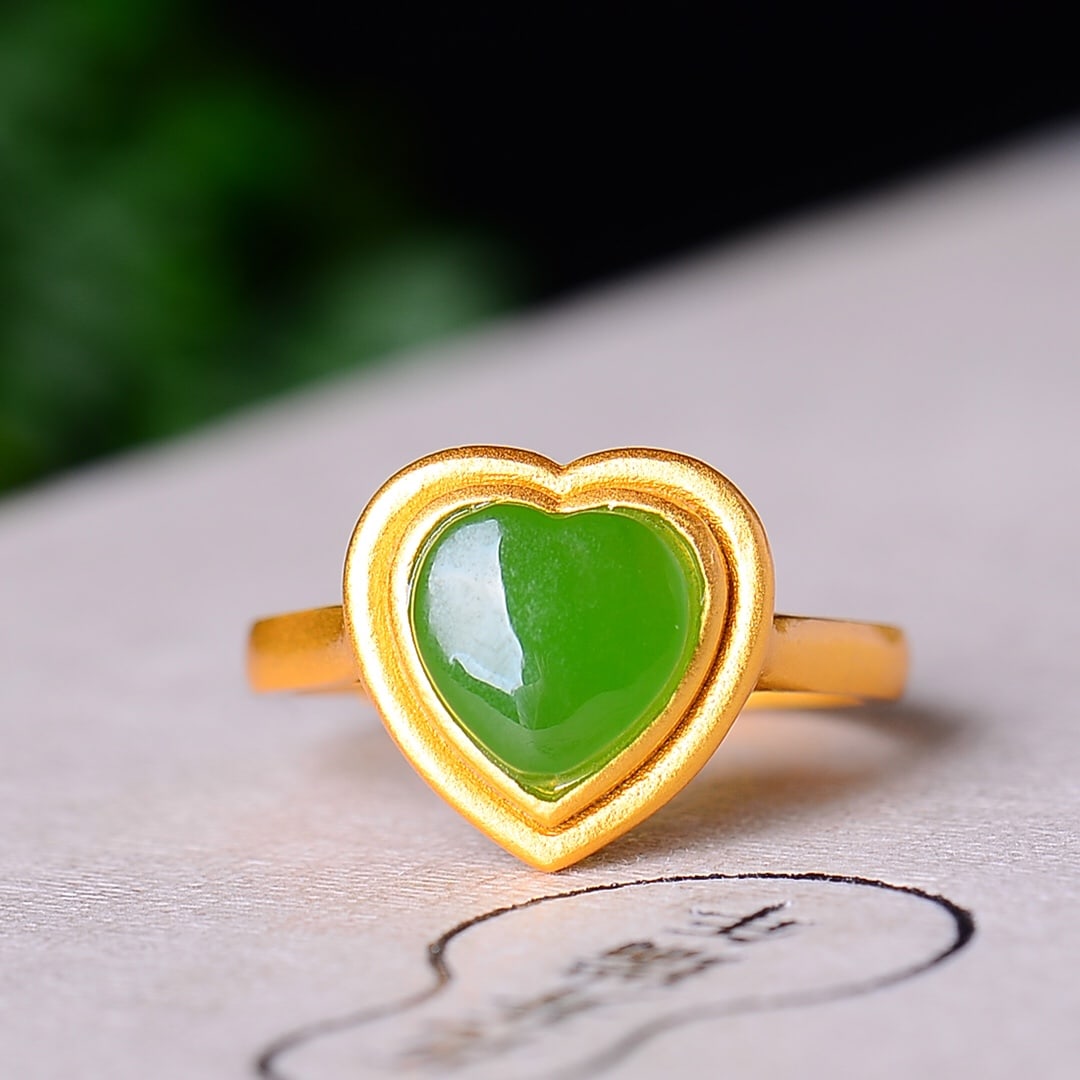 An Exquisite Sterling Silver-Gold Plated Inlaid Jasper Ring: An Exquisite Sterling Silver-Gold Plated Inlaid Jasper Ring,Size:8mmx8mm 纯银镀金镶碧玉戒指