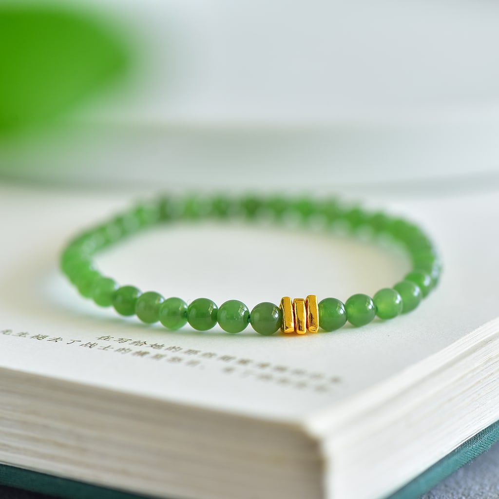 An Exquisite Jasper Bracelets - 2