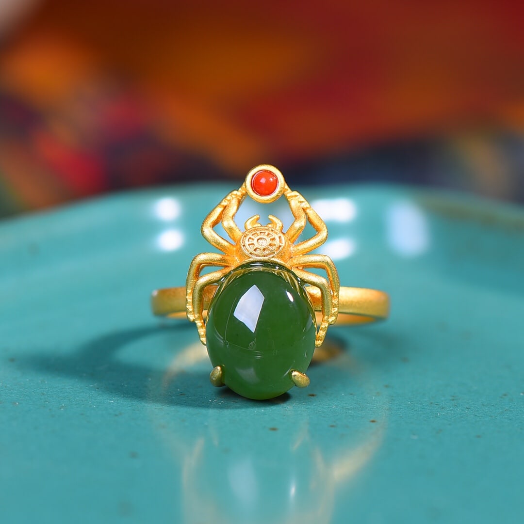 An Exquisite Sterling Silver-Gold Plated Inlaid Jasper Ring: An Exquisite Sterling Silver-Gold Plated Inlaid Jasper Ring,Size:9mmx11mm 纯银镀金镶碧玉戒指