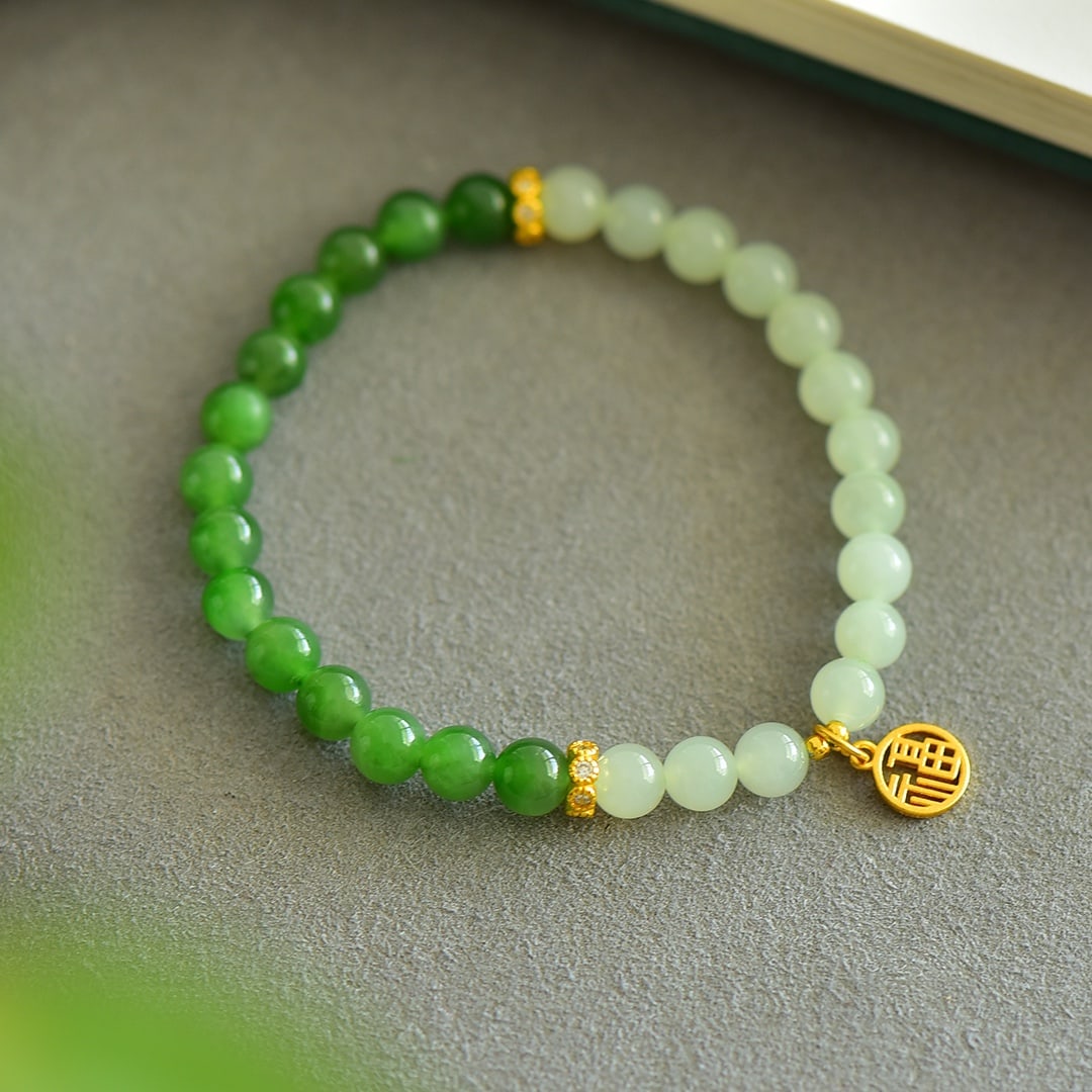 An Exquisite Jasper White Jade Bracelets - 4