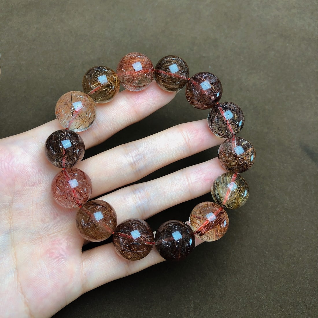 An Exquisite Crystal Bracelets - 2