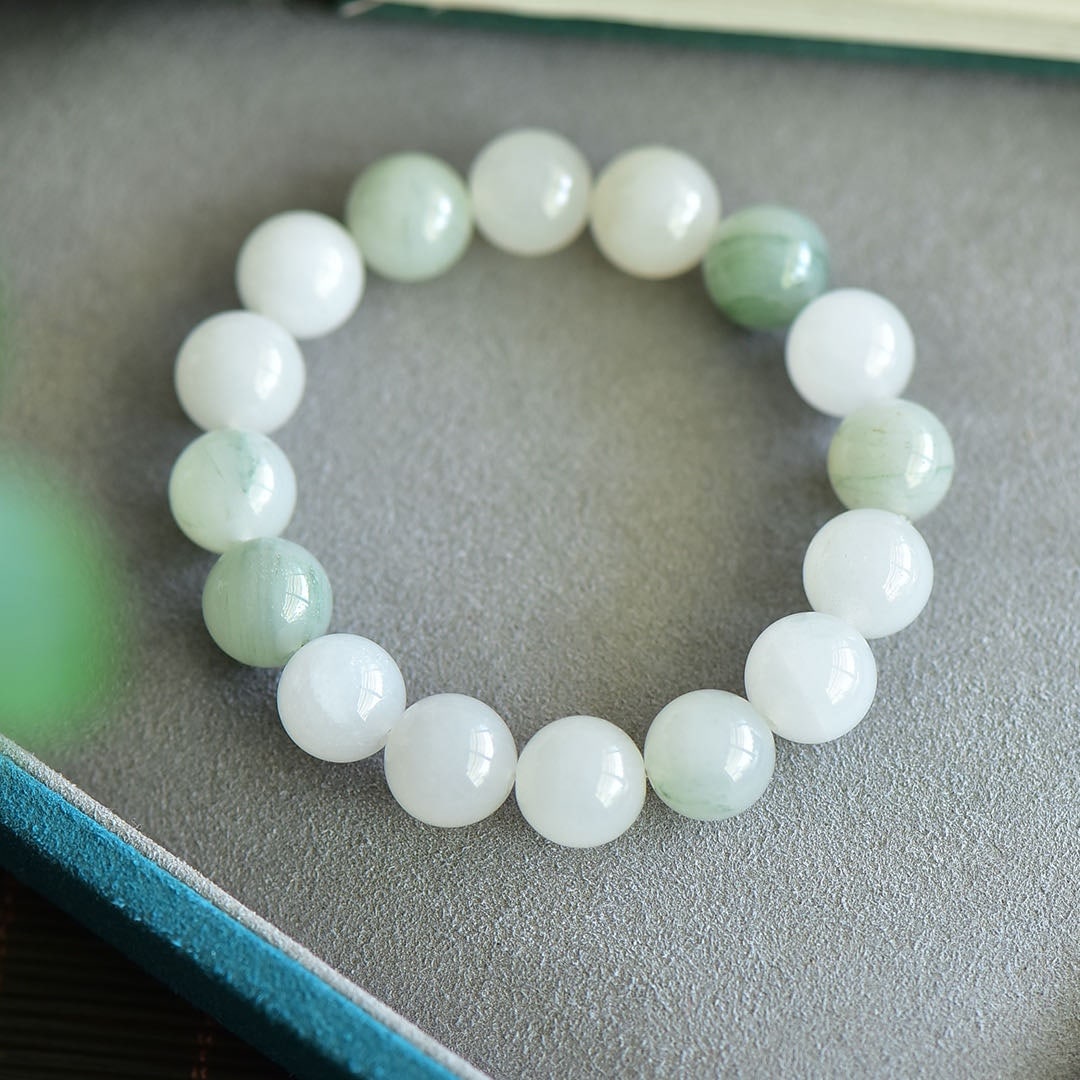 An Exquisite White Jade Bracelets - 3
