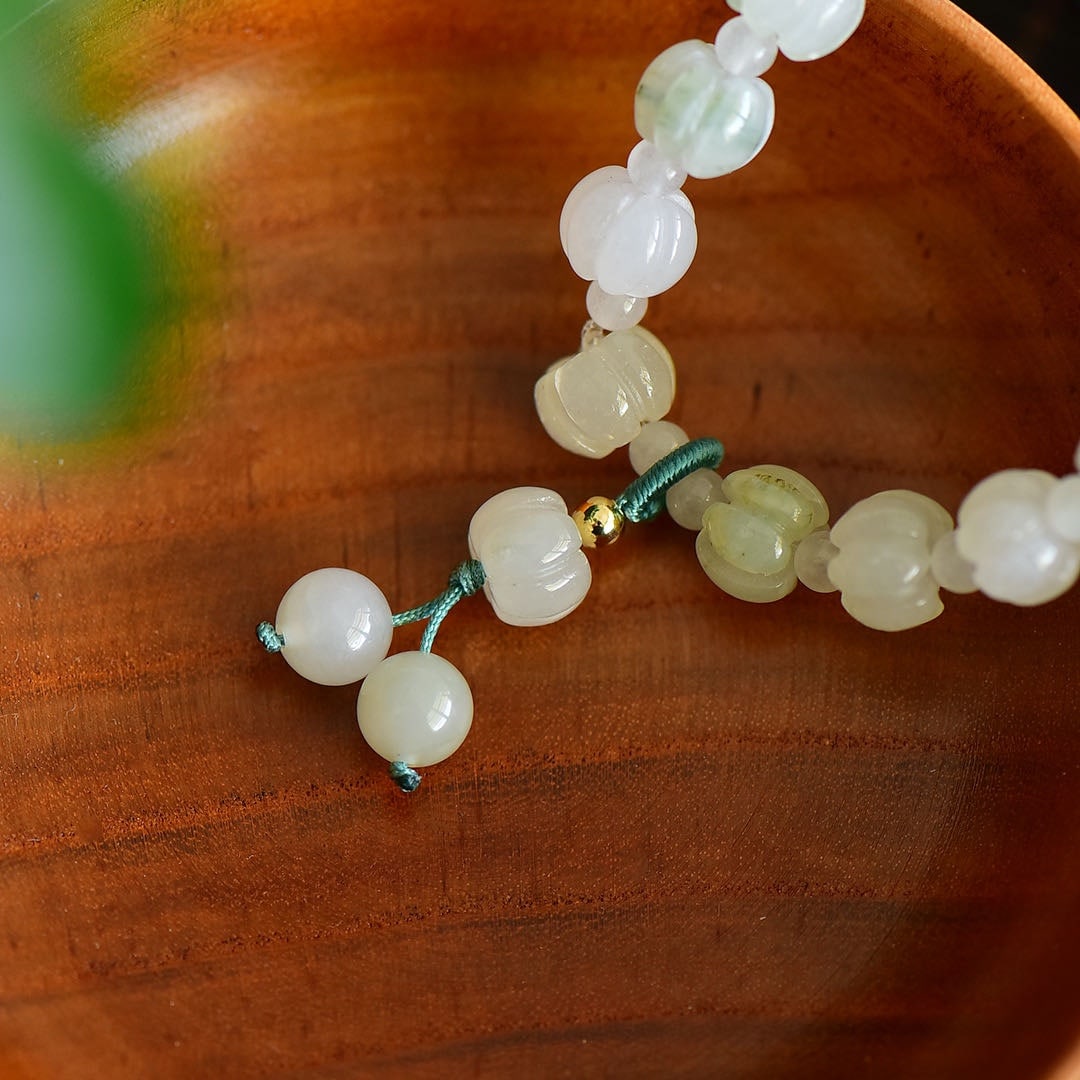 An Exquisite White Jade Bracelets - 4