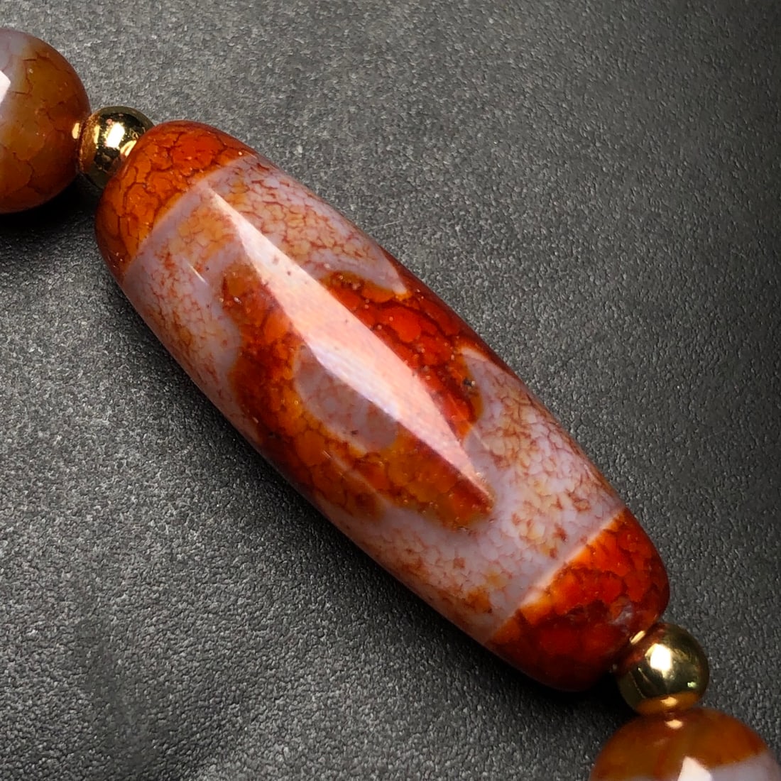 An Exquisite Agate Bracelets - 8