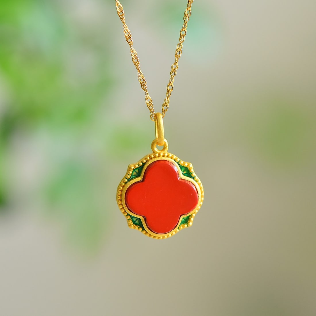 An Exquisite Sterling Silver-Gold Plated Inlaid Cinnabar Pendant: An Exquisite Sterling Silver-Gold Plated Inlaid Cinnabar Pendant,Size:14mmx14mm 寓意:幸运常伴 