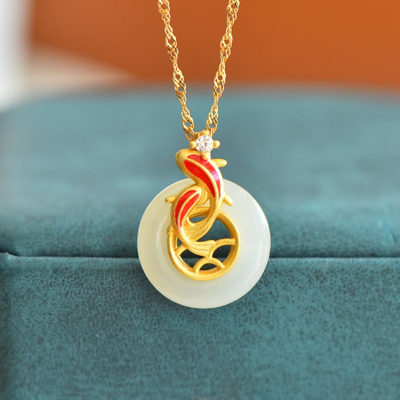 An Exquisite Sterling Silver-Gold Plated Inlaid White Jade Pendant: An Exquisite Sterling Silver-Gold Plated Inlaid White Jade Pendant,Size:15mmx15mm 纯银镀金镶白玉吊坠