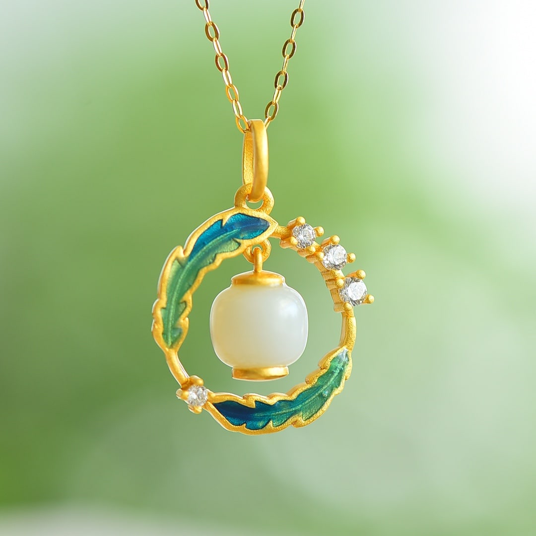 An Exquisite Sterling Silver-Gold Plated Inlaid White Jade Enamel Pendant: An Exquisite Sterling Silver-Gold Plated Inlaid White Jade Enamel Pendant, 纯银镀金镶白玉珐琅吊坠
