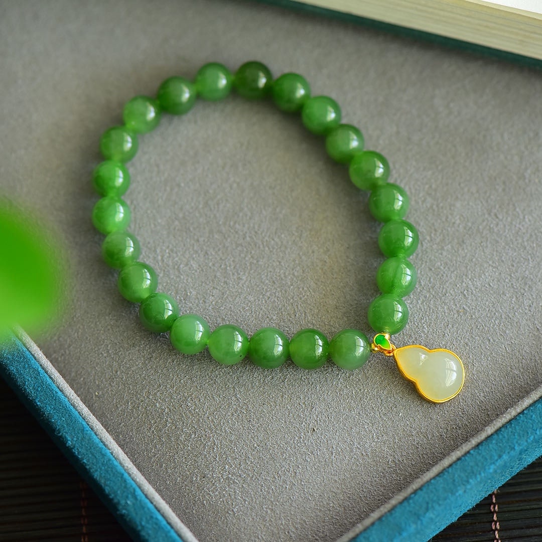 An Exquisite Jasper Bracelets - 5