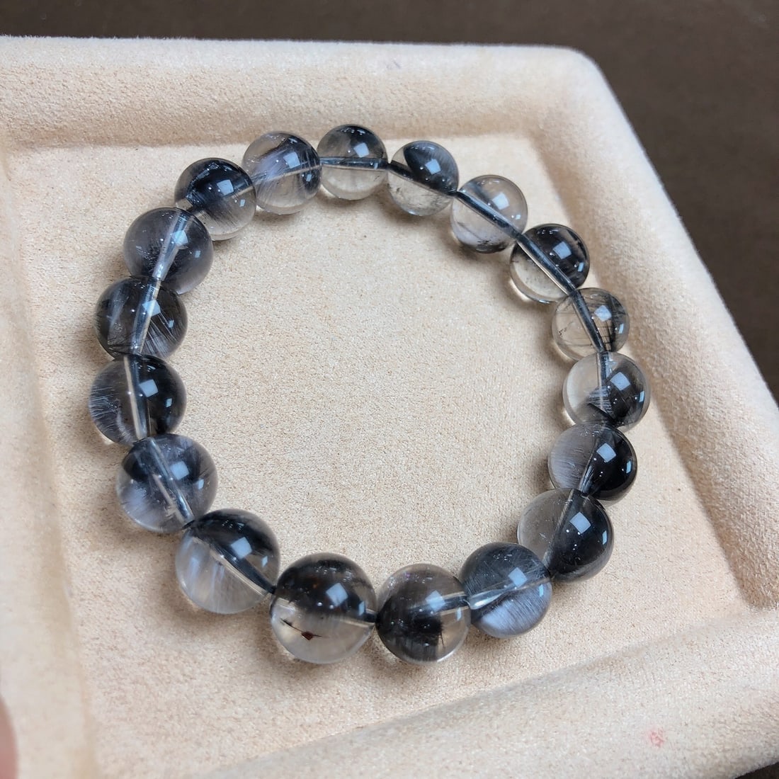 An Exquisite Crystal Bracelets - 7