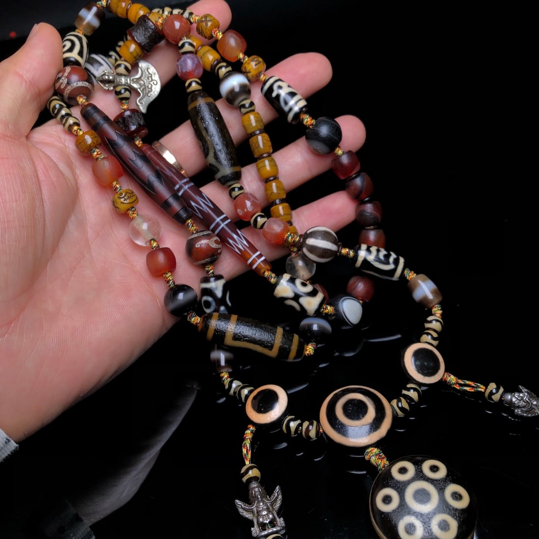 An Exquisite Dzi Bead Pendant - 4