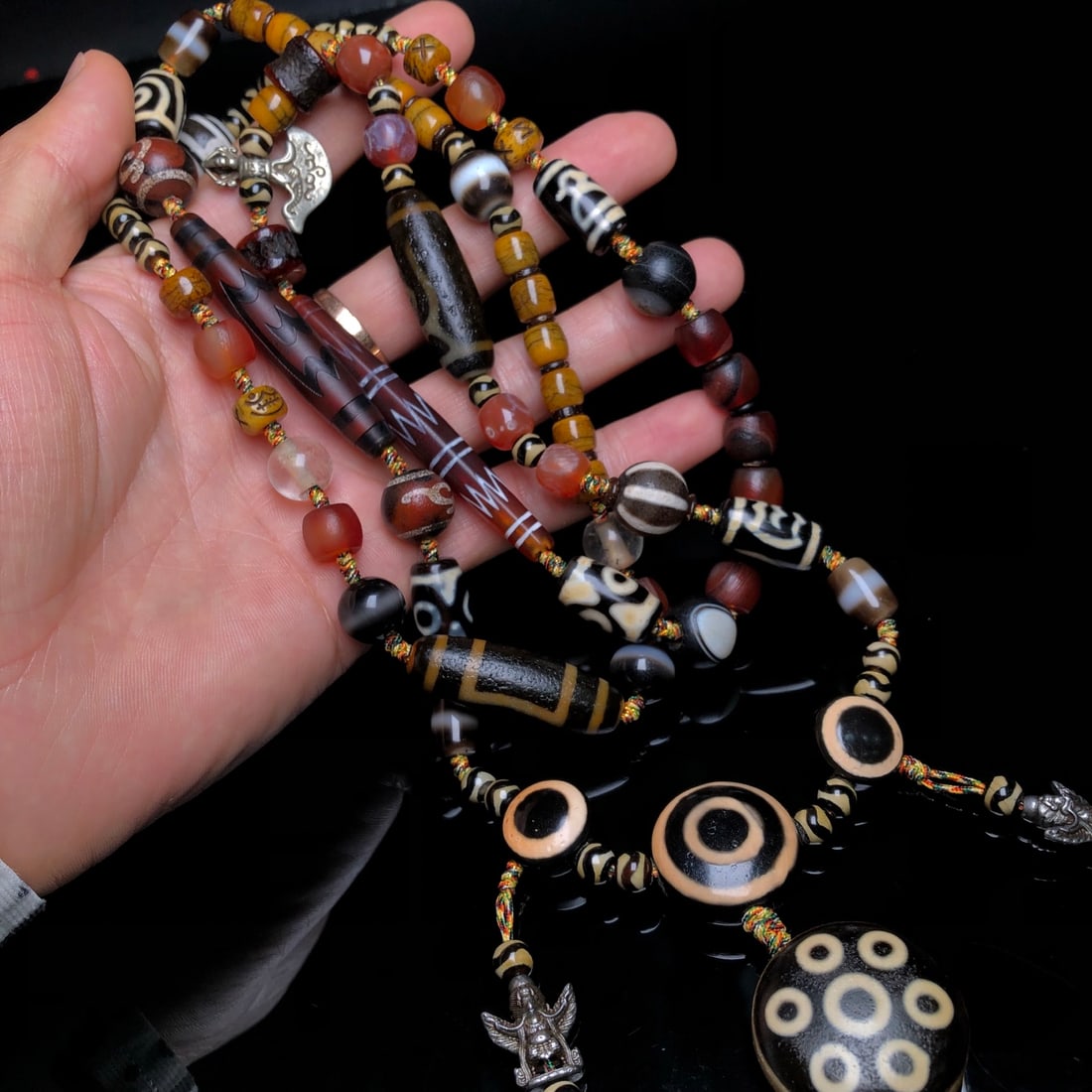 An Exquisite Dzi Bead Pendant - 5