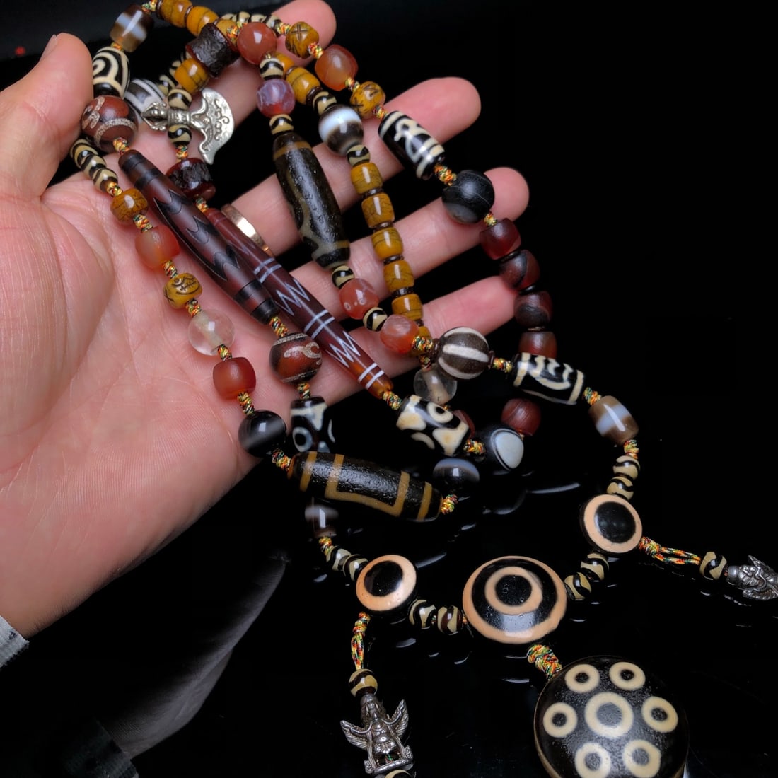 An Exquisite Dzi Bead Pendant - 6