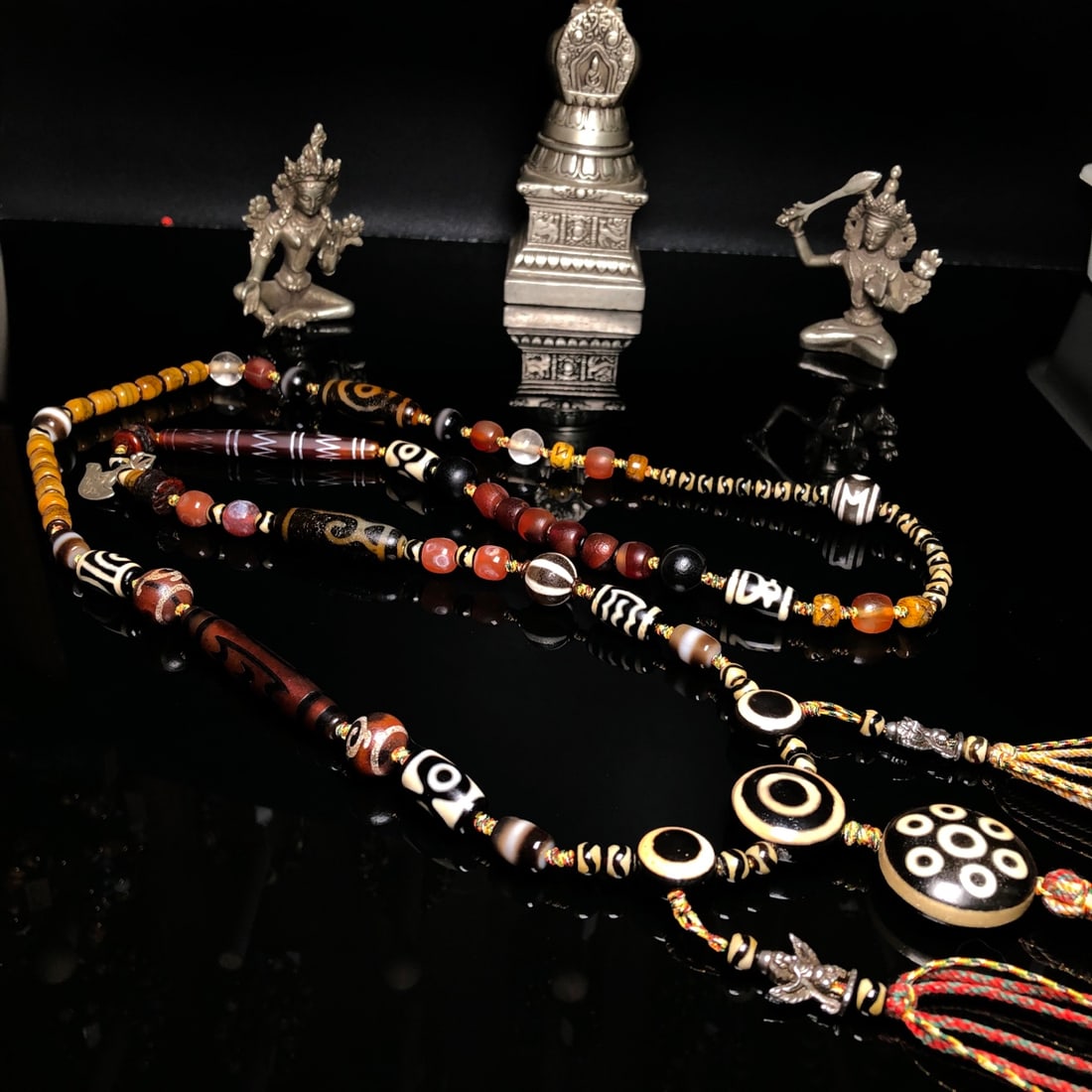 An Exquisite Dzi Bead Pendant - 9