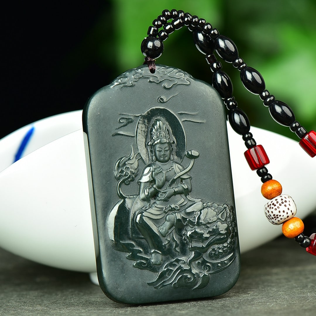 An Exquisite Sapphire Landscape and Avalokitesvara Pattern Pendant: An Exquisite Sapphire Landscape and Avalokitesvara Pattern Pendant,Size:40mmx65mm (寓意)吉祥 保平安 玉脂温润 