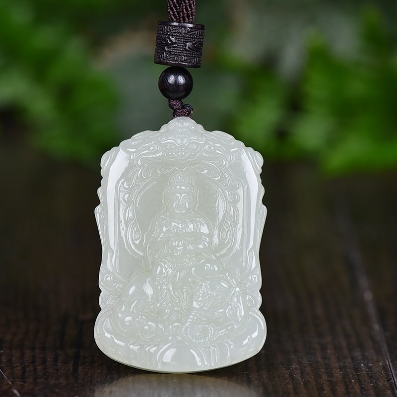 An Exquisite White Jade Bodhisattva Pendant: An Exquisite White Jade Bodhisattva Pendant,Size: 45mmx32mm 白玉菩萨像吊坠
