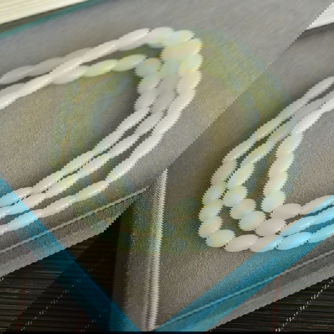 An Exquisite White Jade Bracelets - 5
