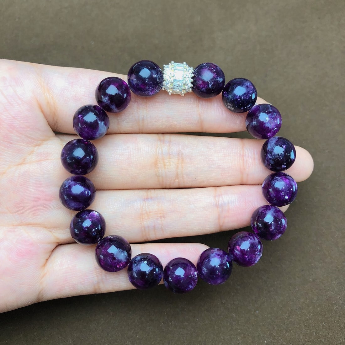 An Exquisite Crystal Bracelets: An Exquisite Crystal Bracelets,Size:10.7mm, Weight:31.1g 水晶手串