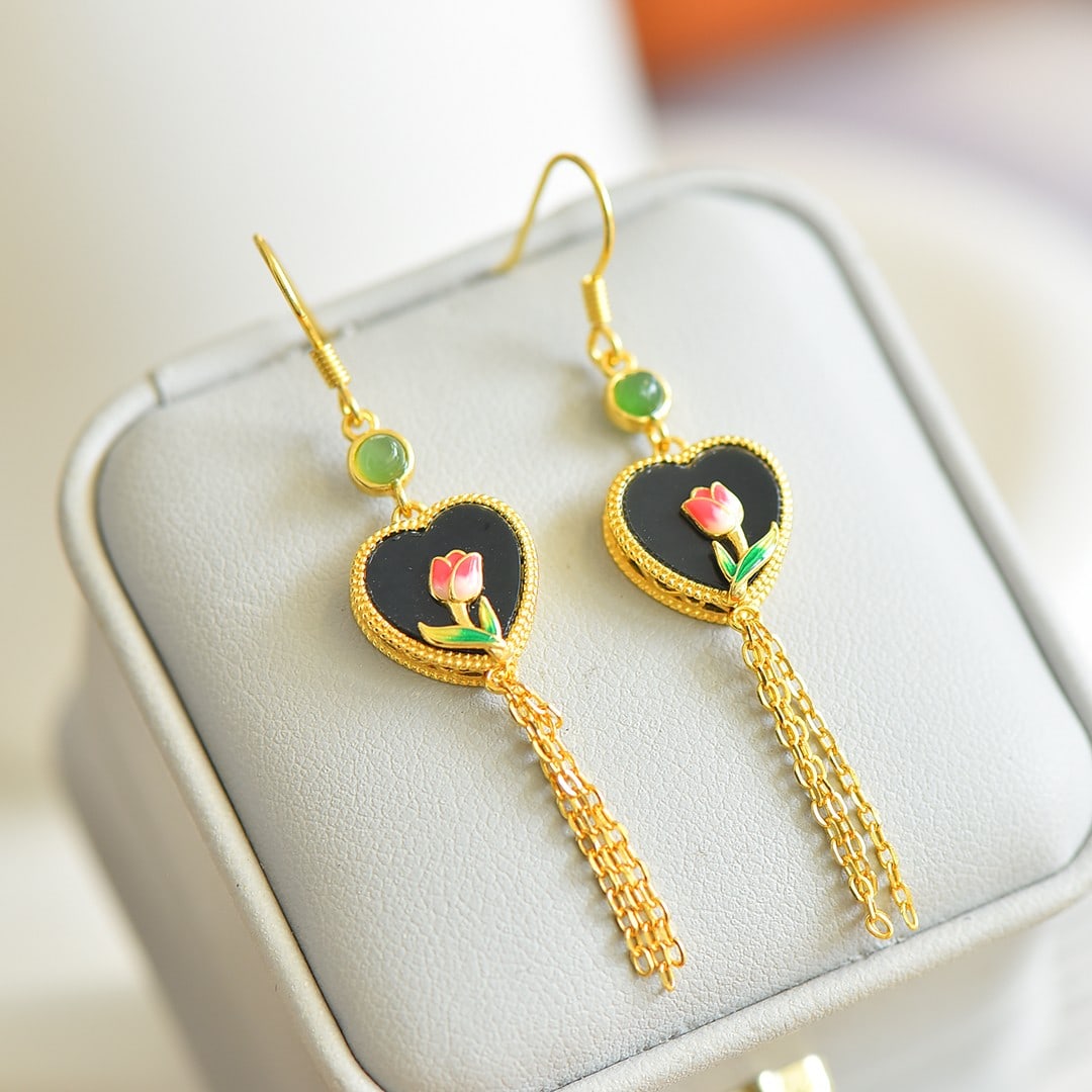 A Pair of Exquisite Sterling Silver-Gold Plated Inlaid Greenish Jade Earrings: A Pair of Exquisite Sterling Silver-Gold Plated Inlaid Greenish Jade Earrings,Size: 10mmx10mm 一对纯银镀金镶青玉耳环