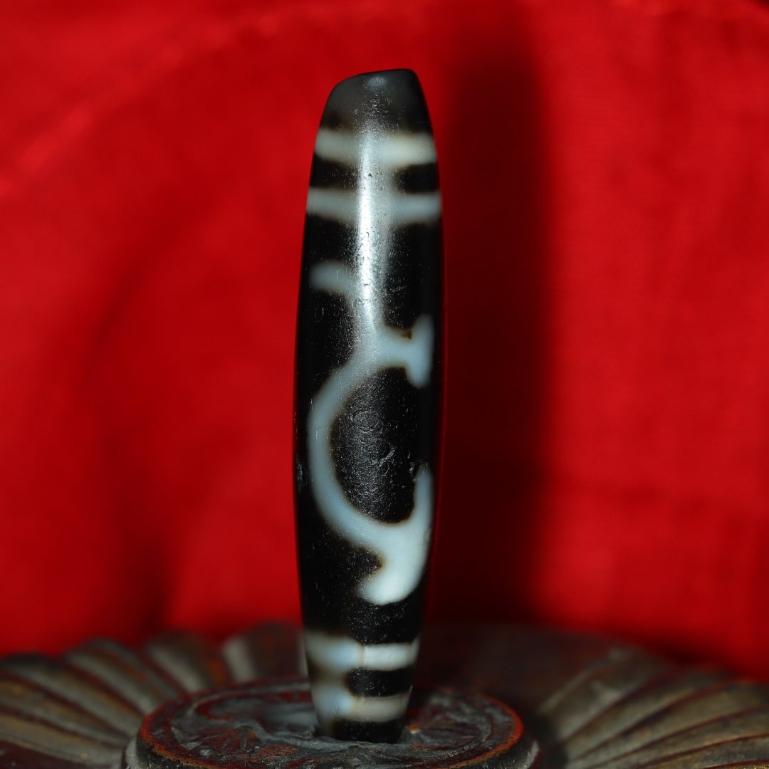 An Exquisite Dzi Bead Pendant - 3